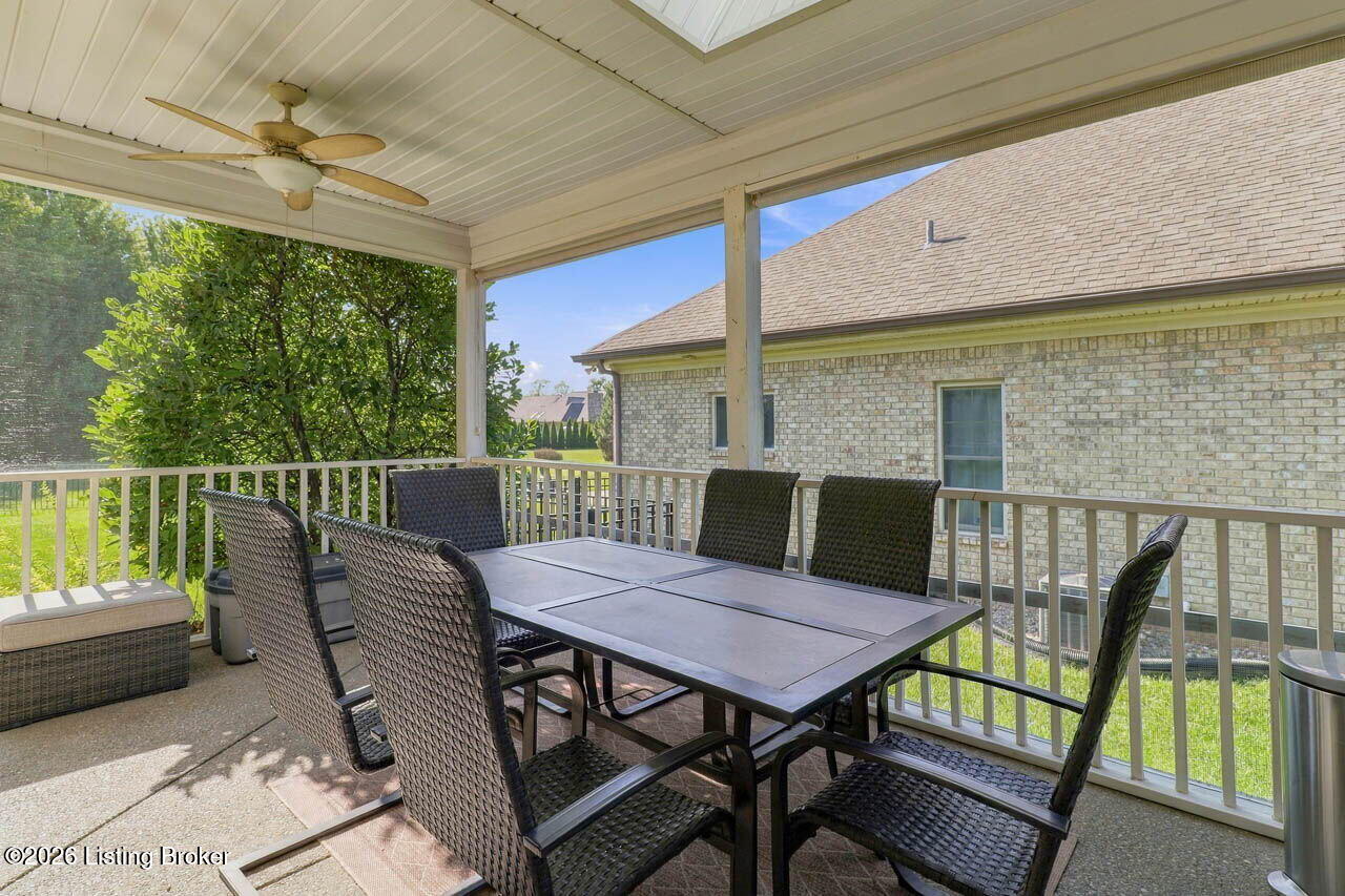 7806 Spring Farm Pointe Pl Property Photo 56