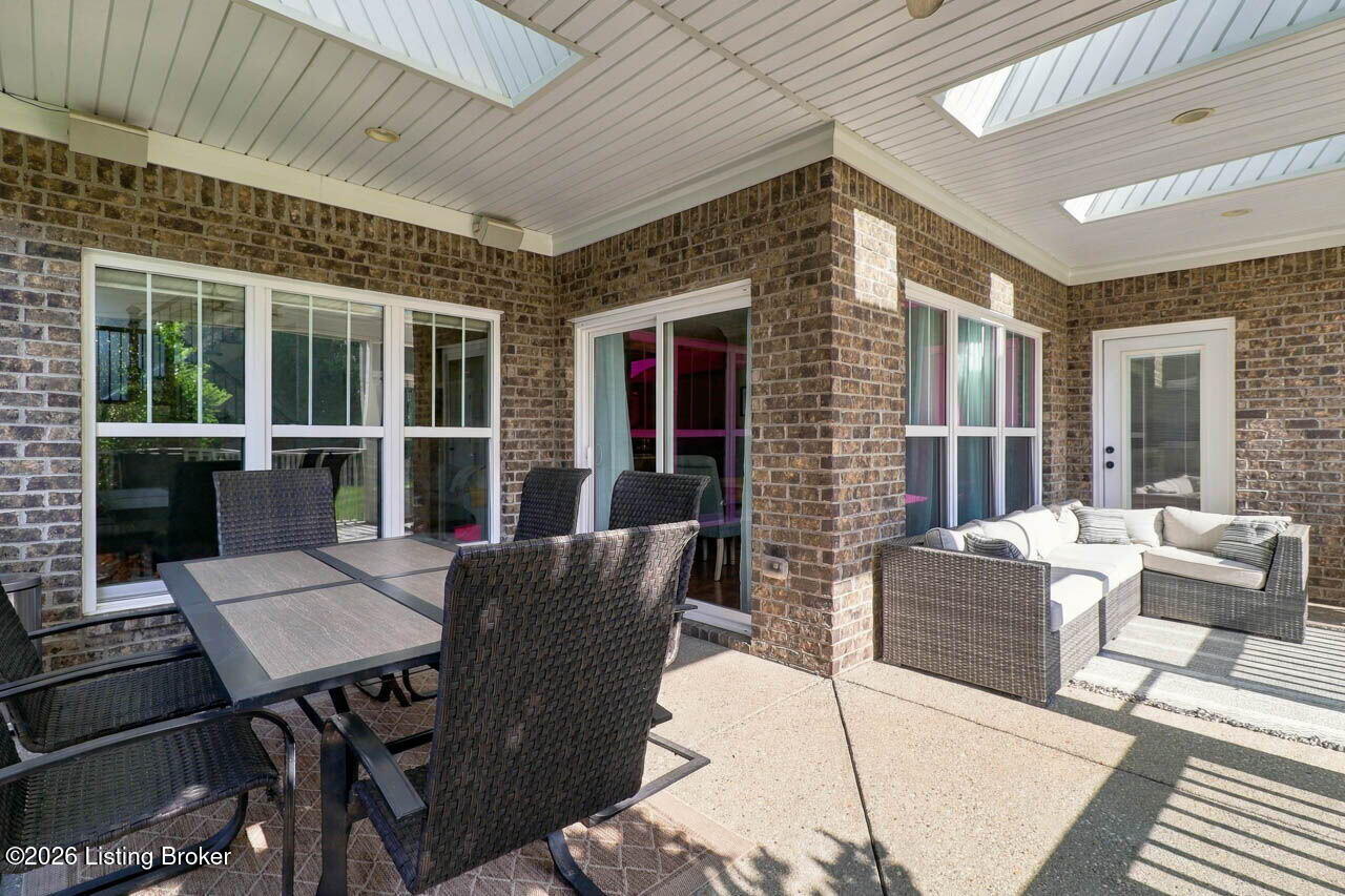 7806 Spring Farm Pointe Pl Property Photo 57