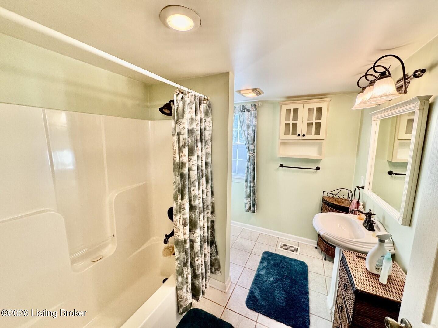 660 Penick Rd Property Photo 12