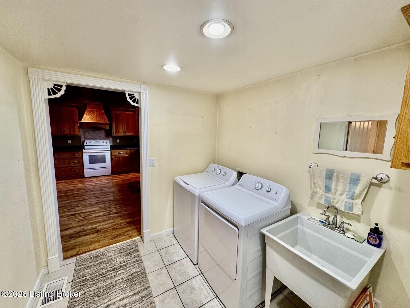 660 Penick Rd Property Photo 15