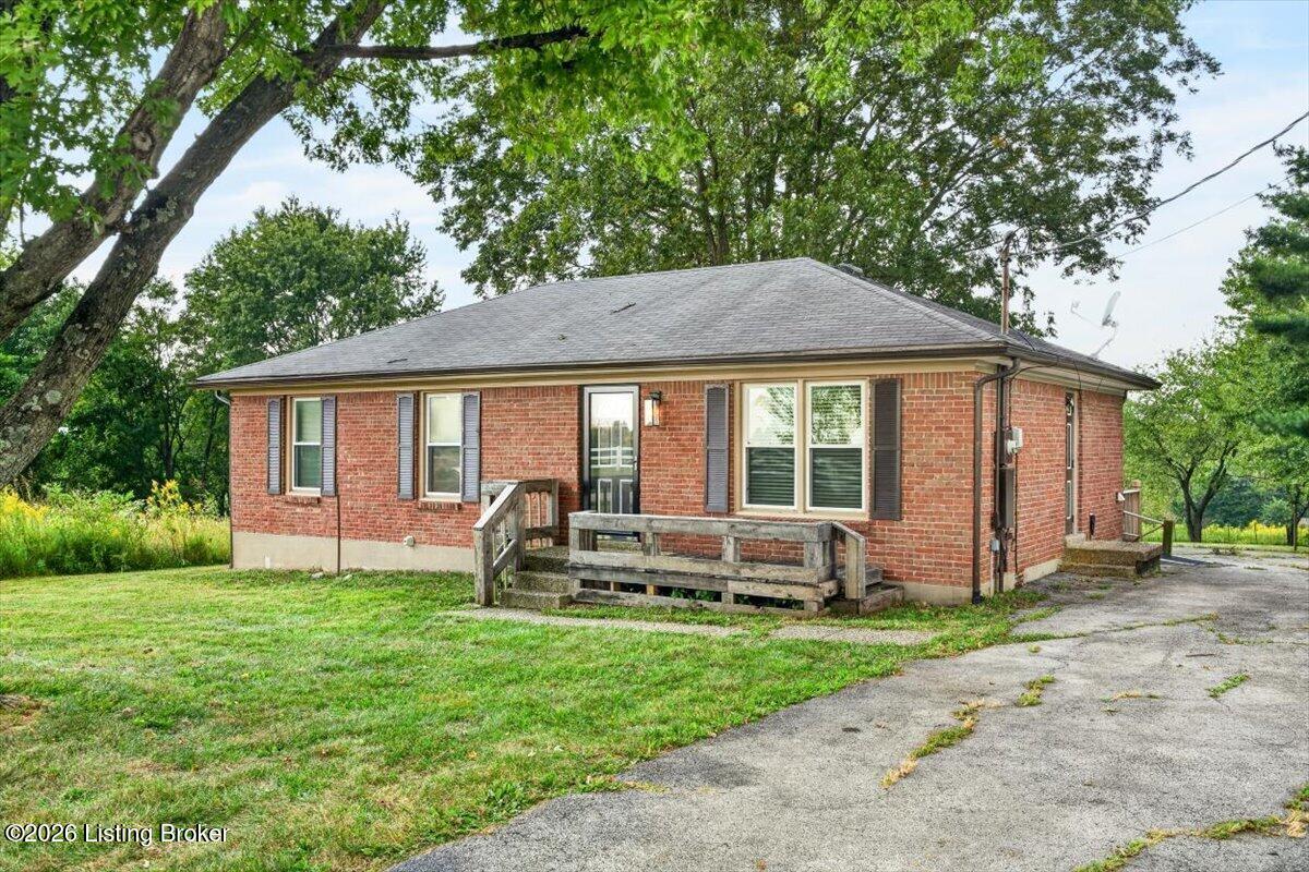 2675 Lake Jericho Rd Property Photo 3