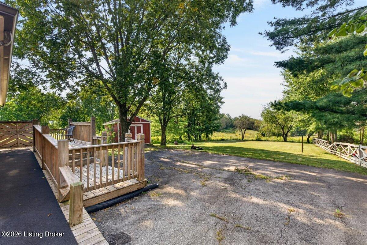2675 Lake Jericho Rd Property Photo 6