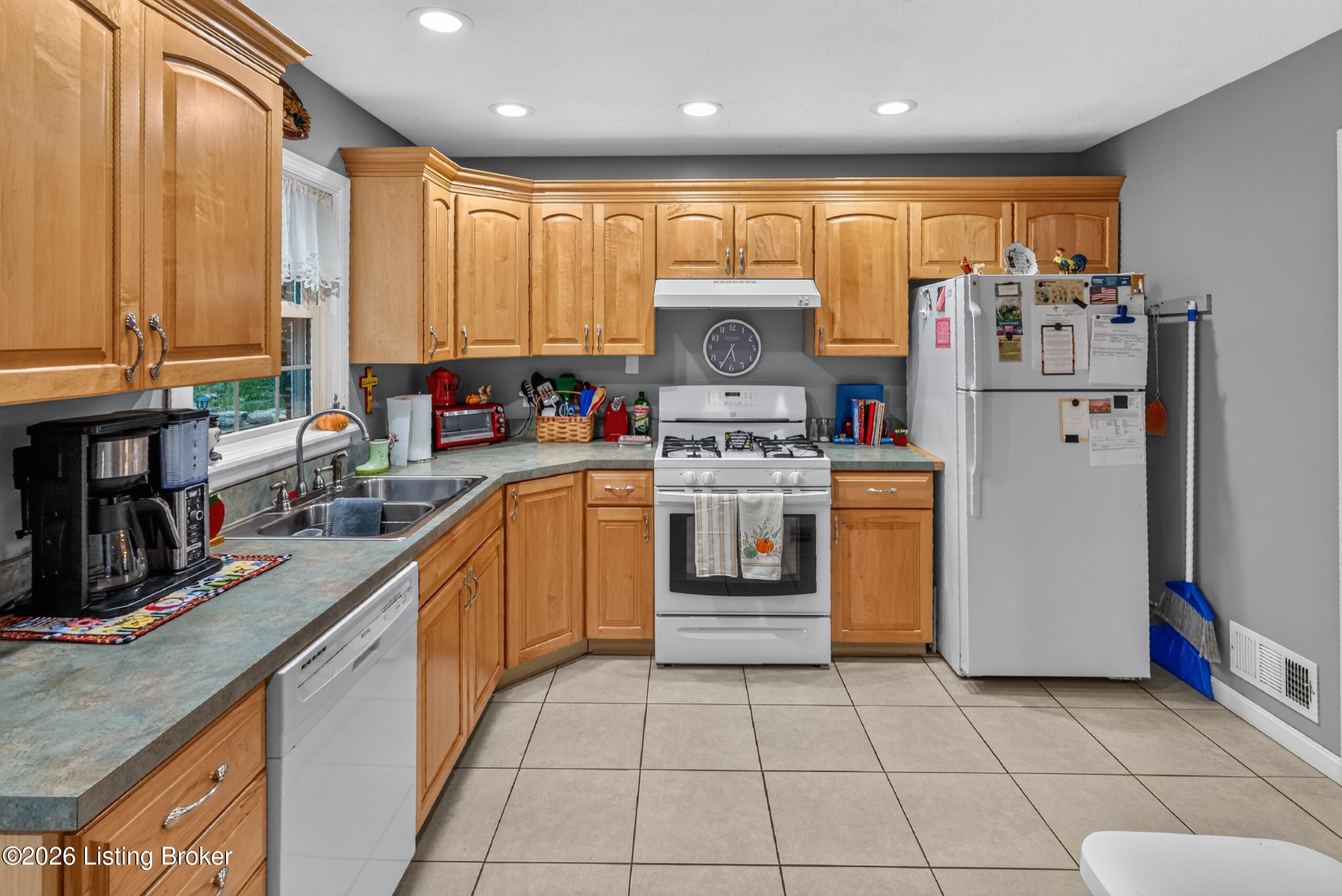 9202 Lakeridge Dr Property Photo 17