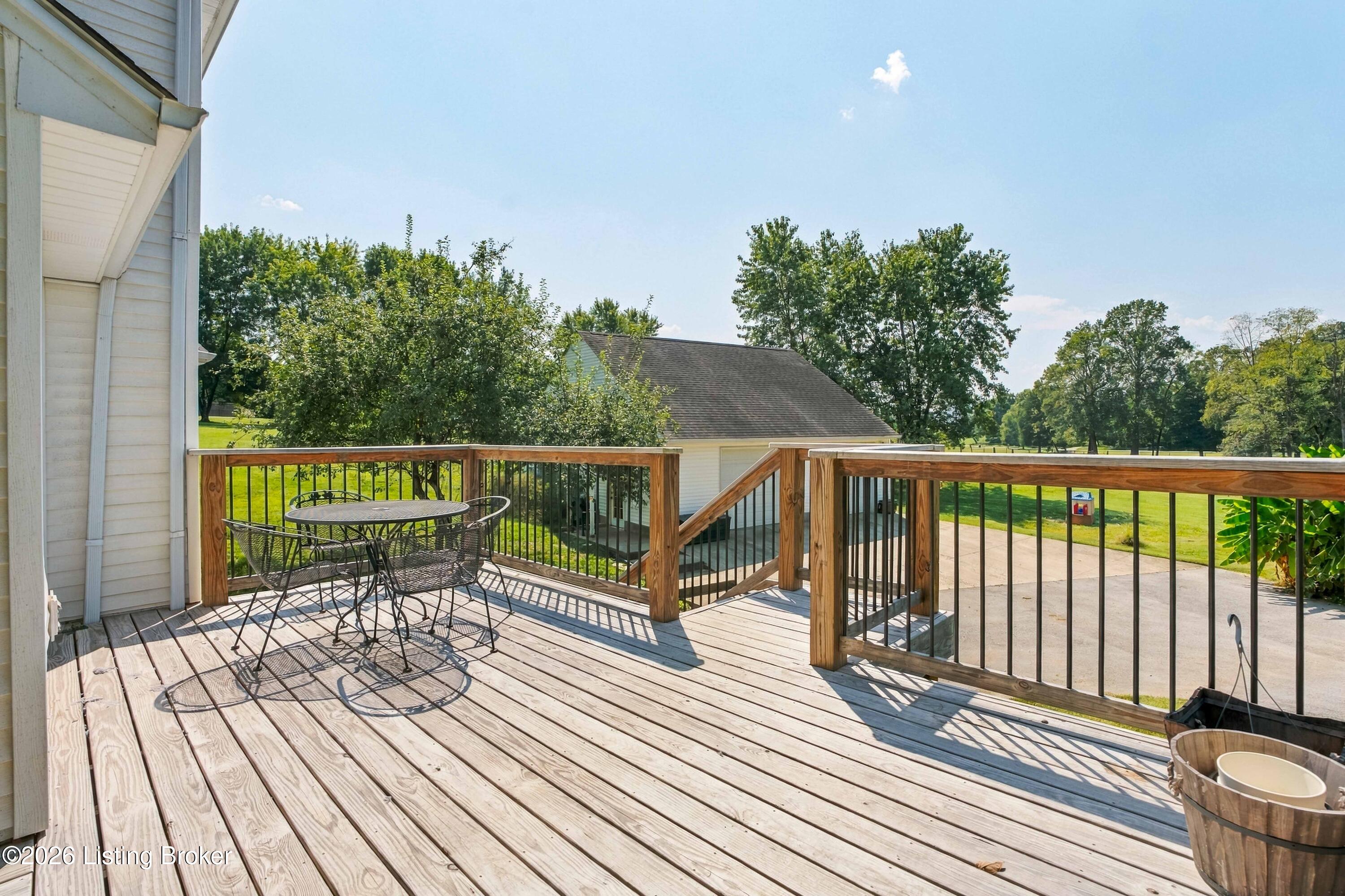 1071 Tanglewood Rd Property Photo 19