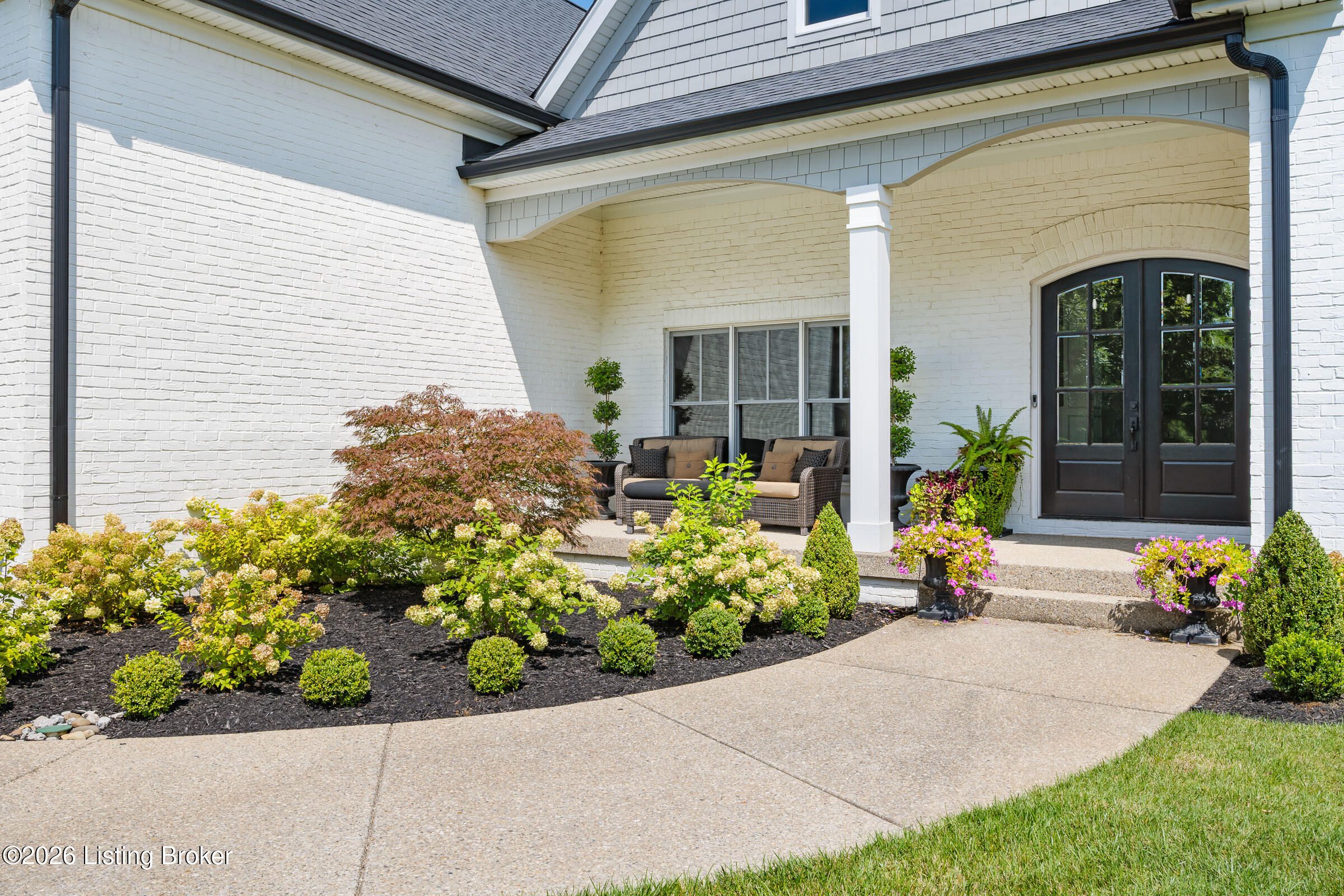 4945 Spring Farm Rd Property Photo 6