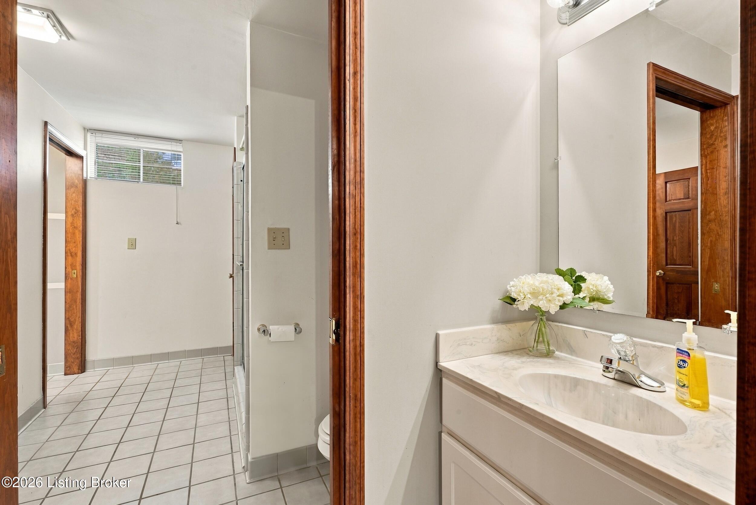 202 Declaration Dr Property Photo 46