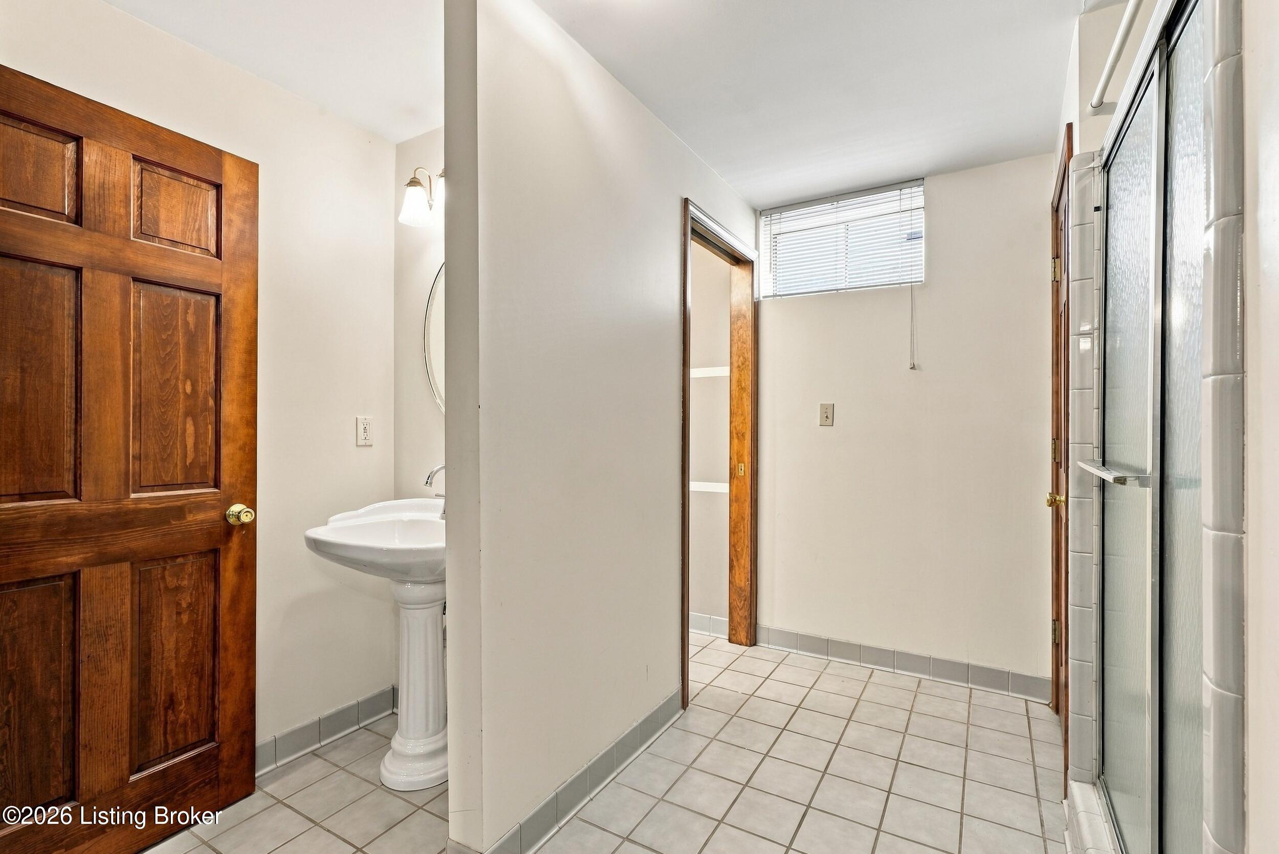 202 Declaration Dr Property Photo 47