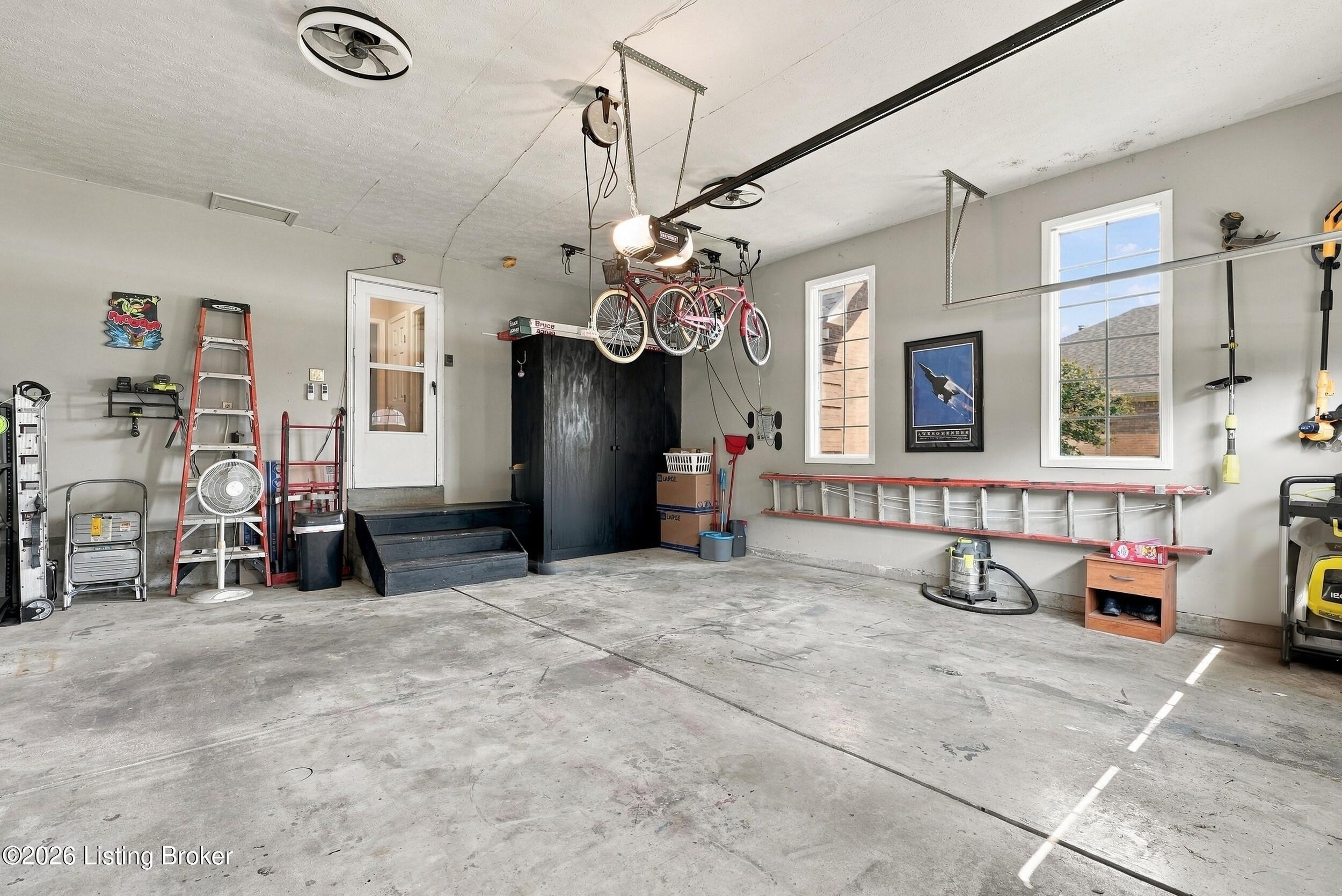 202 Declaration Dr Property Photo 55