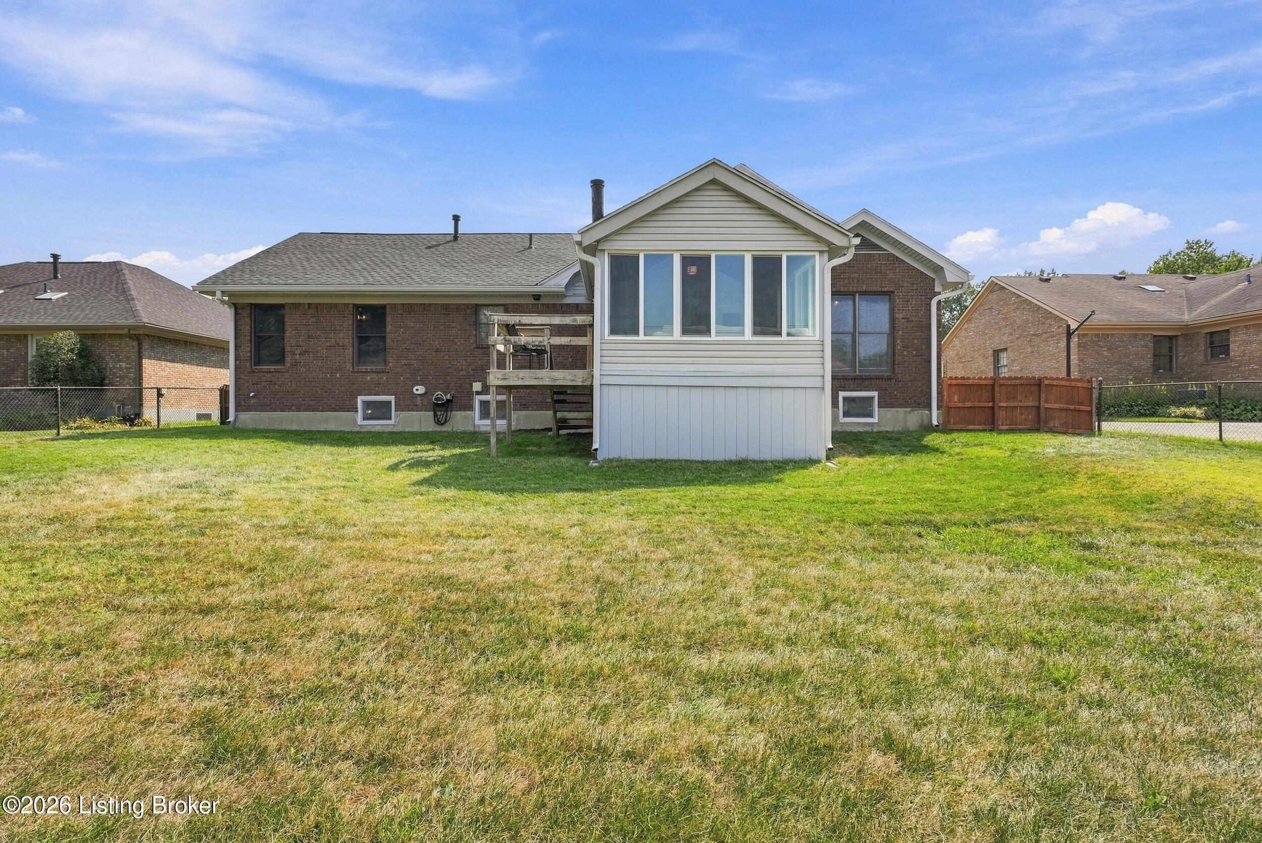 202 Declaration Dr Property Photo 58