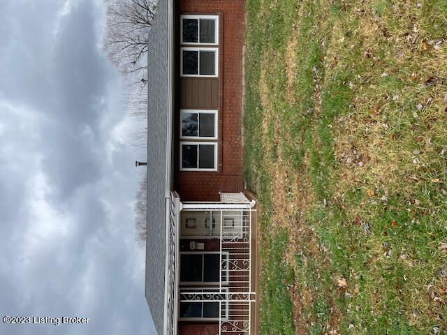 10611 Grafton Hall Rd Property Photo 1