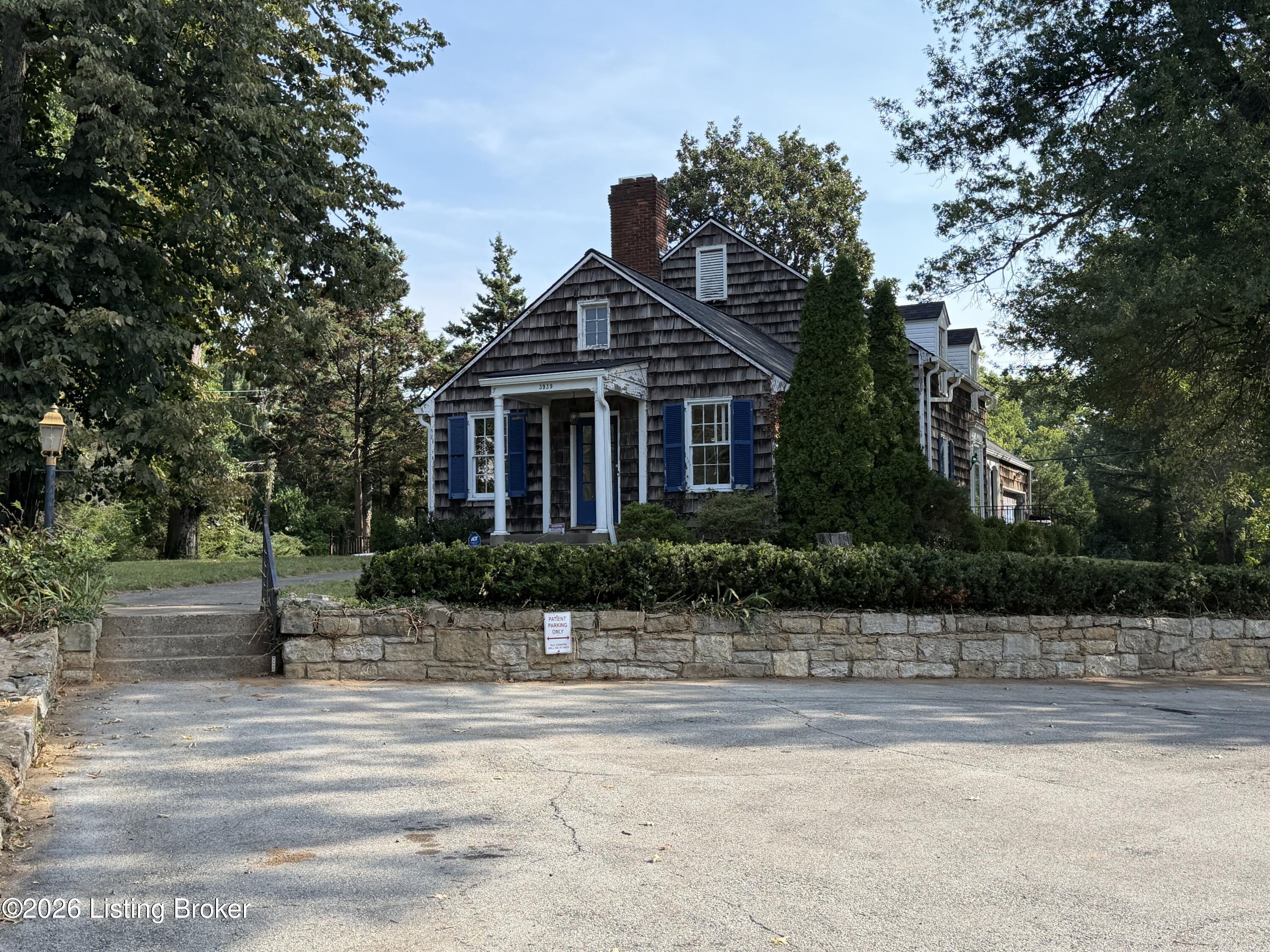 4101 Brownsboro Rd Property Photo 23