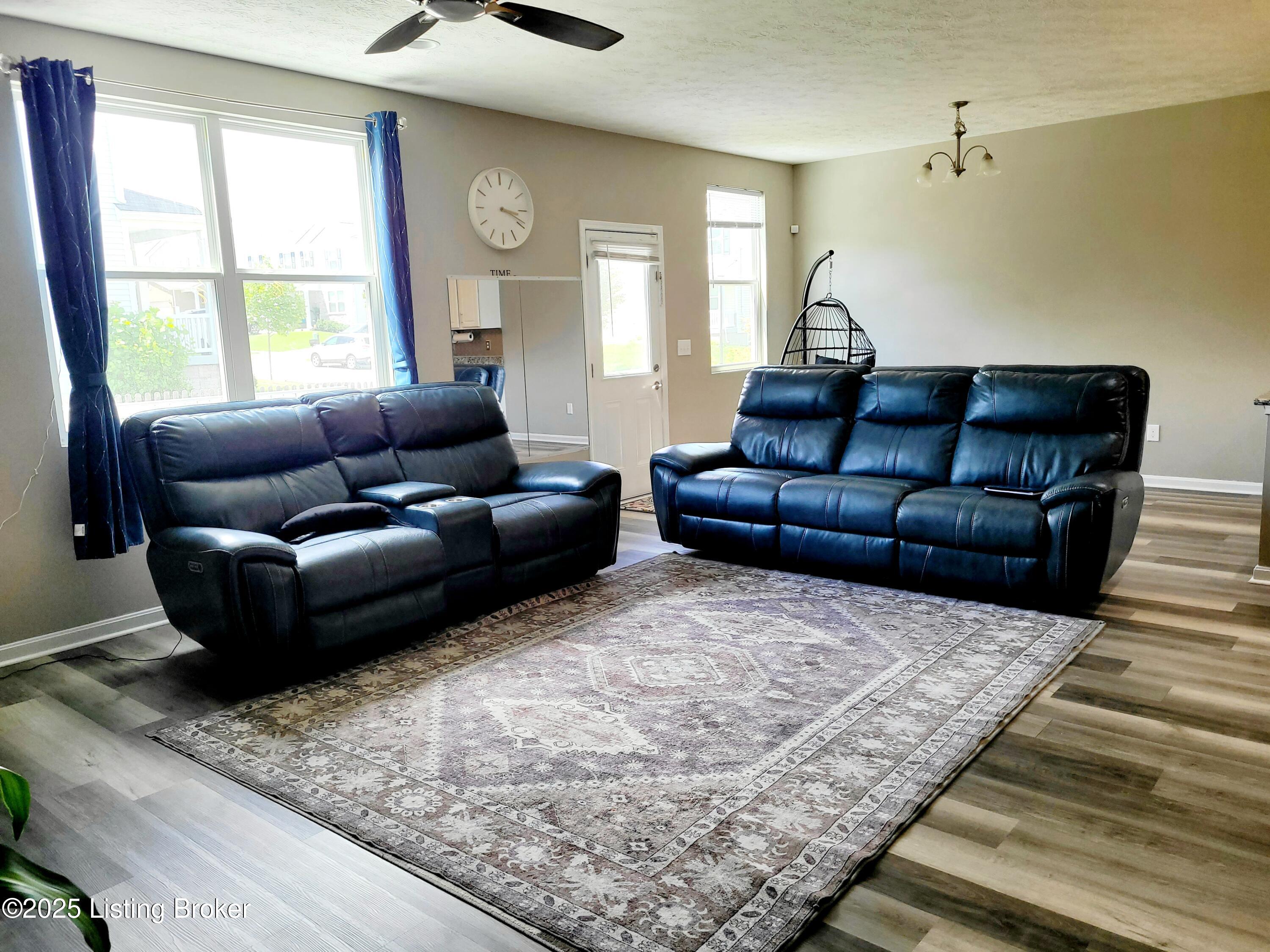 6912 Beckingham Blvd Property Photo 13