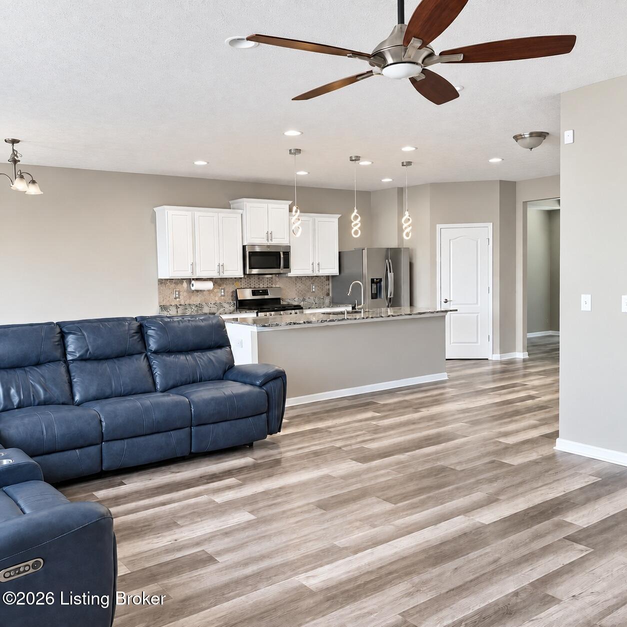 6912 Beckingham Blvd Property Photo 15