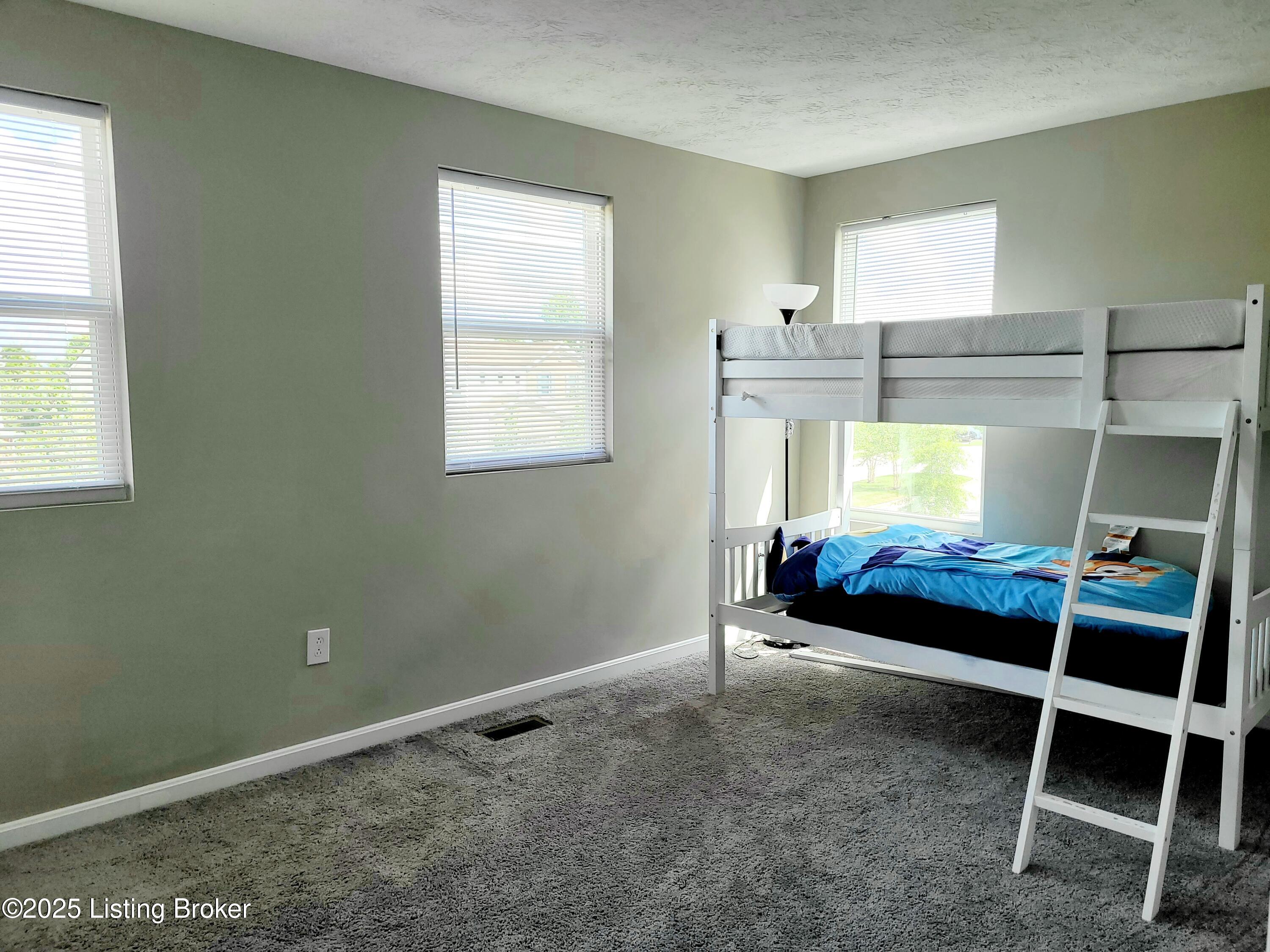 6912 Beckingham Blvd Property Photo 29