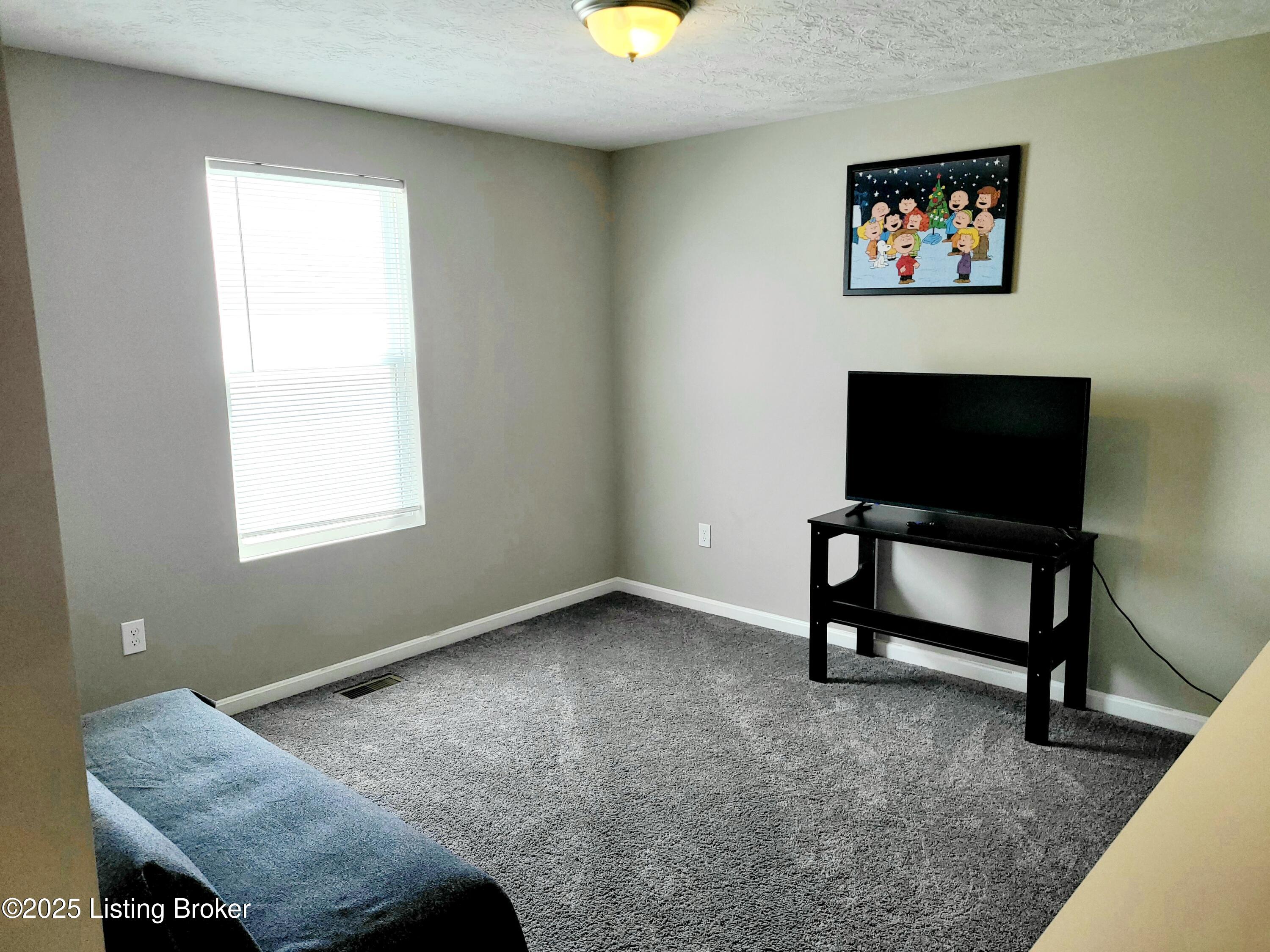 6912 Beckingham Blvd Property Photo 32
