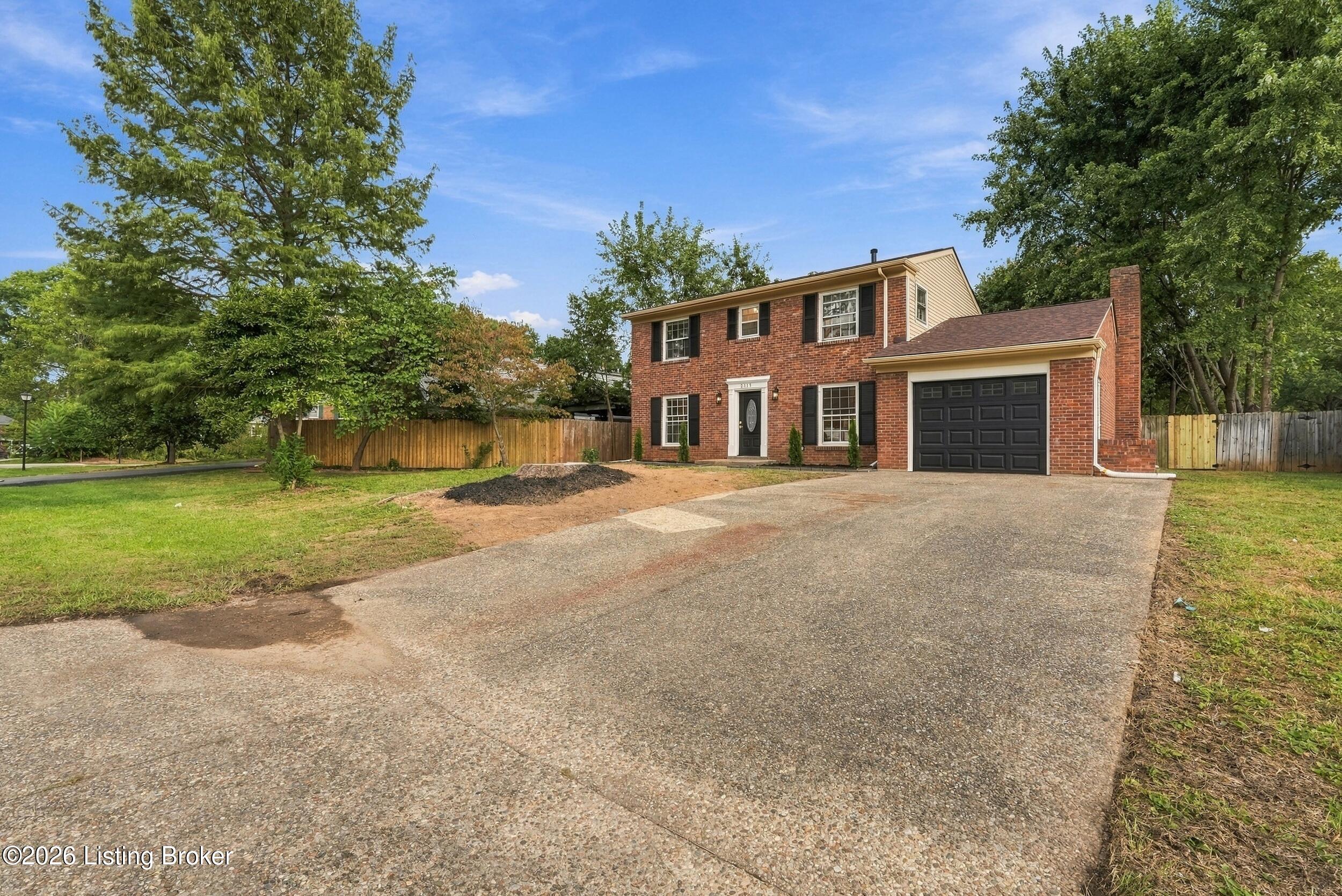 2117 Westridge Rd Property Photo 3