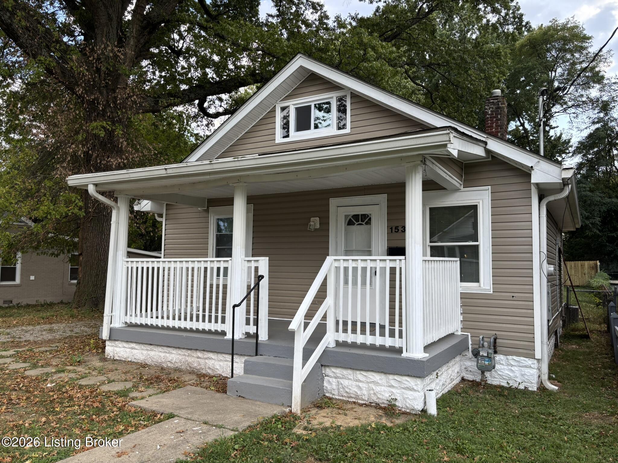 1534 Walter Ave Property Photo 1
