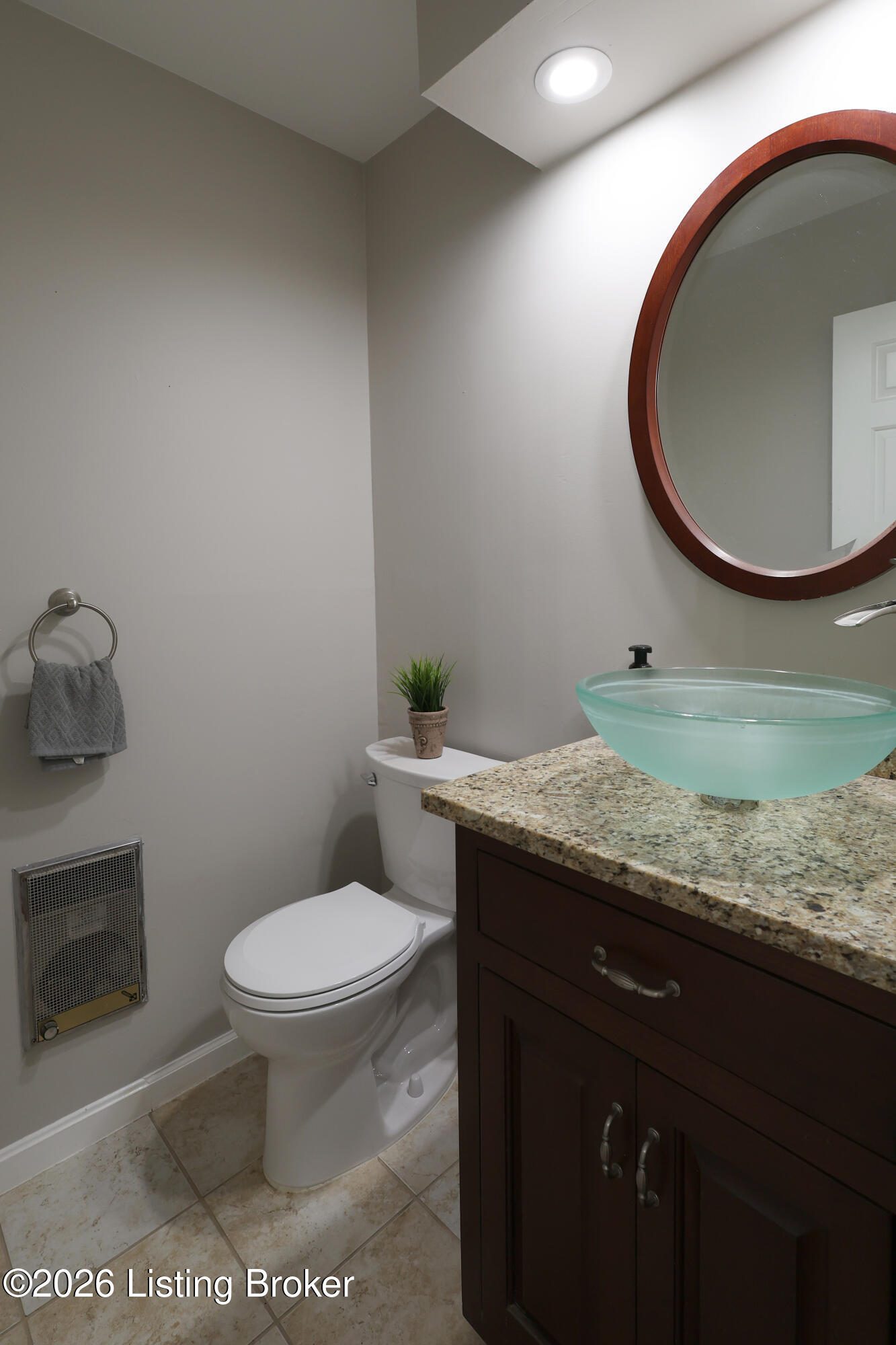 225 Donna Ave Property Photo 22