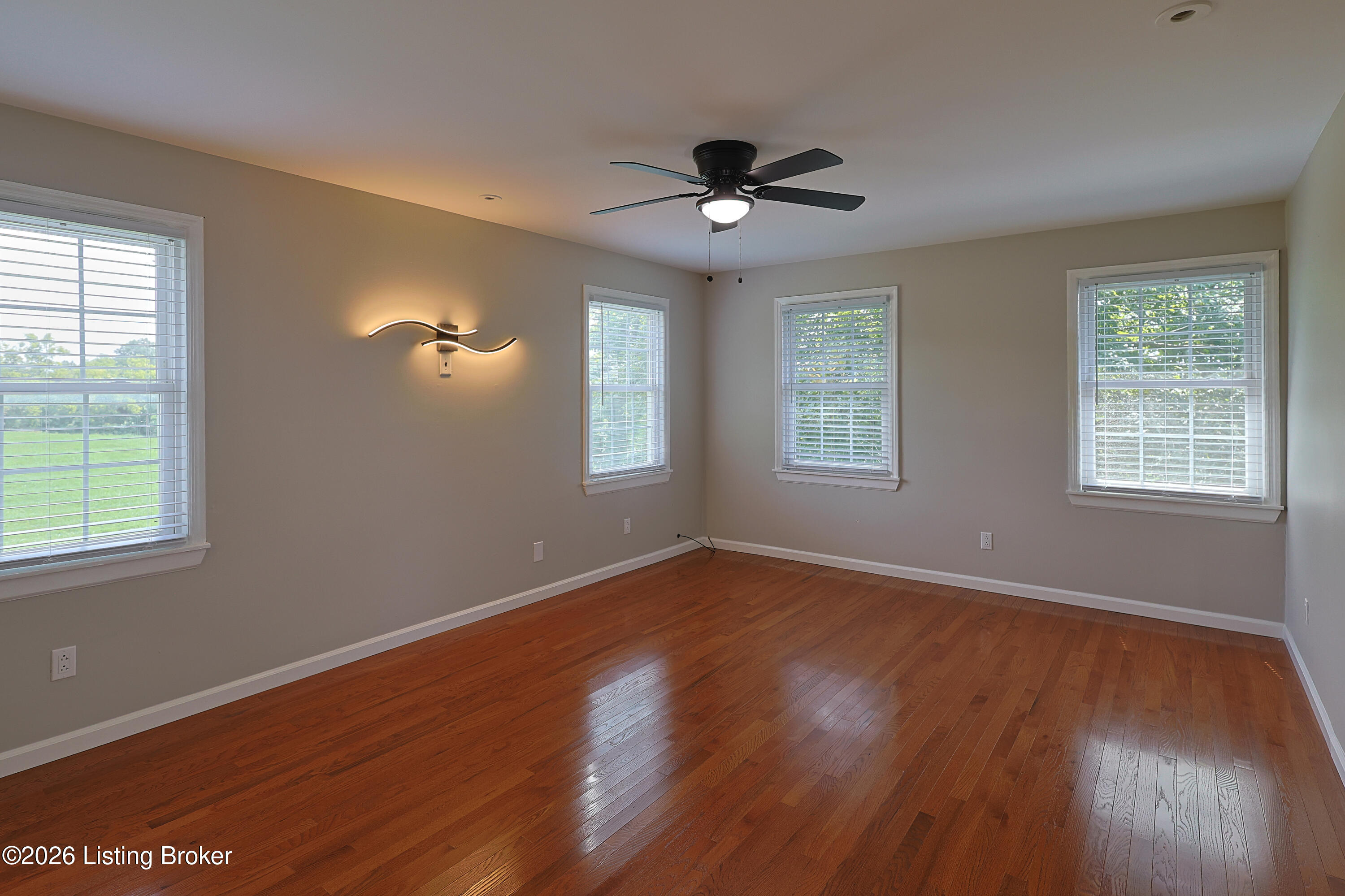 225 Donna Ave Property Photo 26