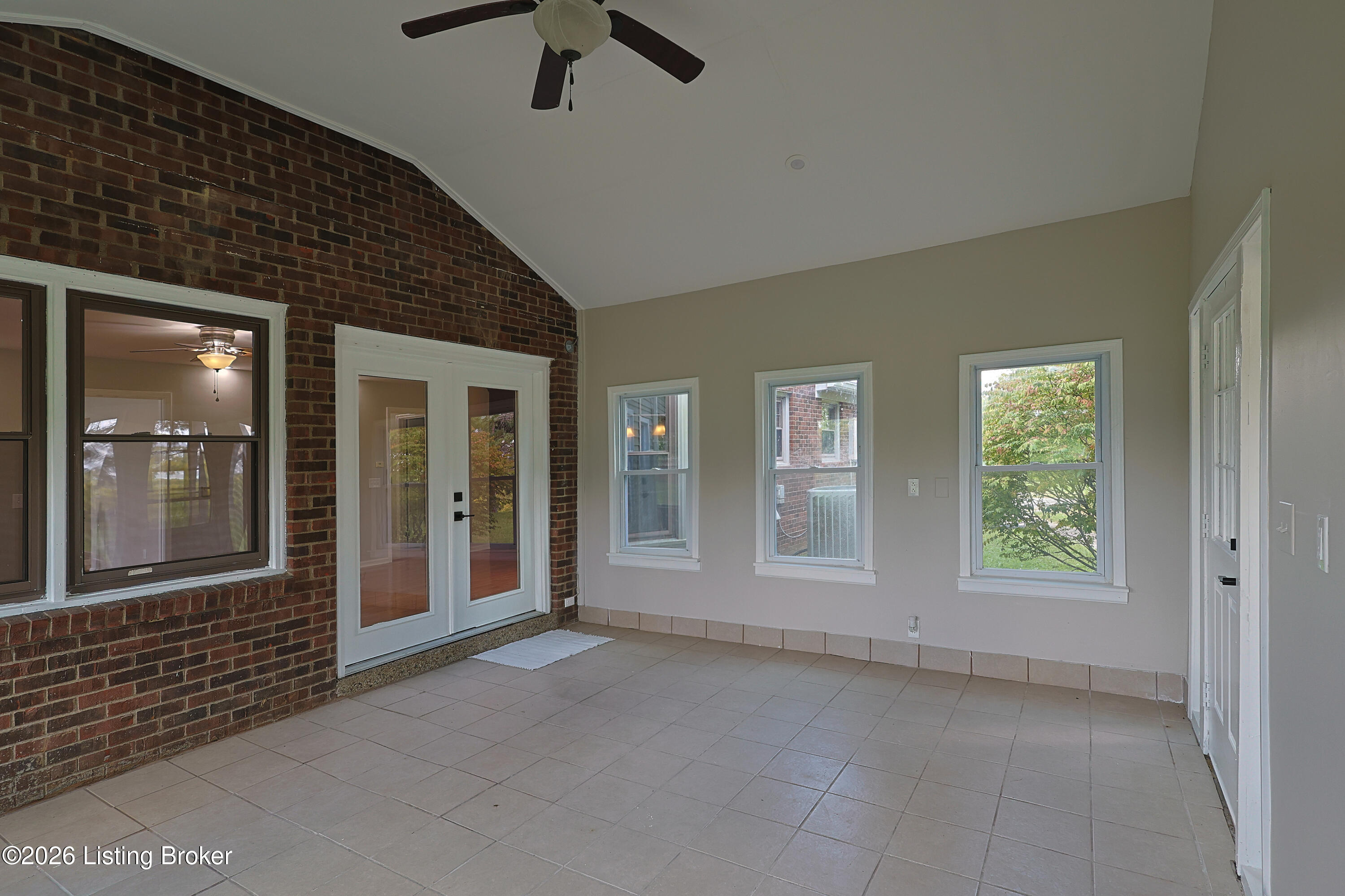 225 Donna Ave Property Photo 41