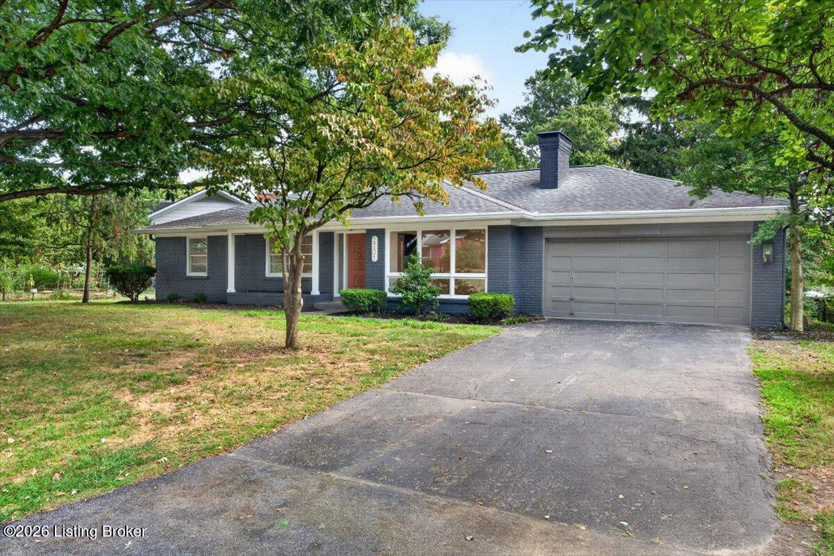 2701 Lamont Rd Property Photo 2