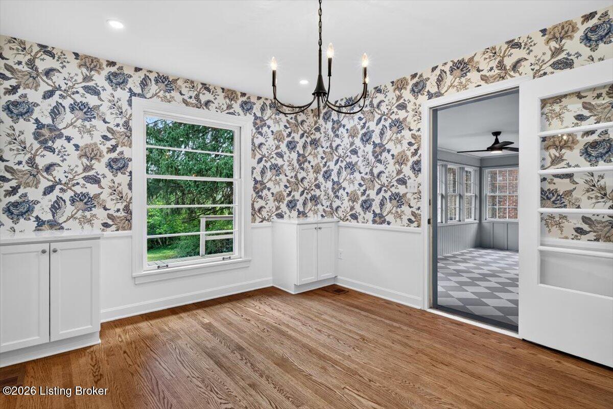 2701 Lamont Rd Property Photo 13