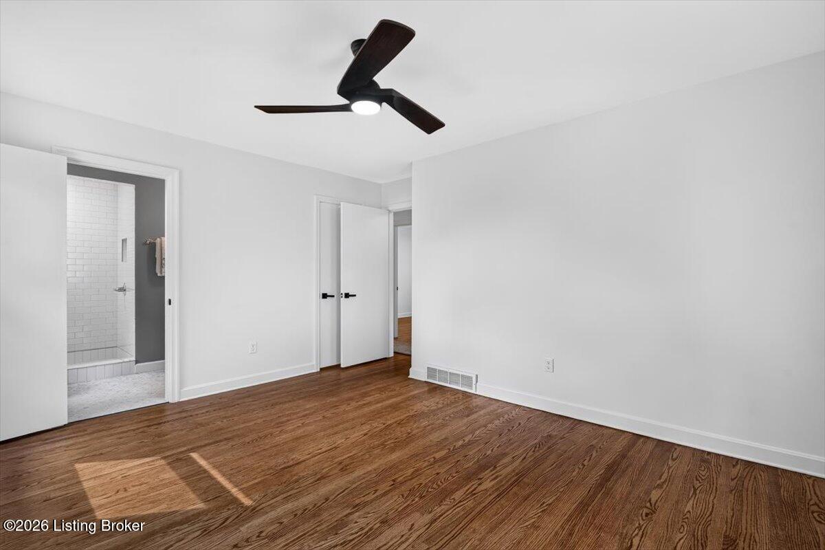 2701 Lamont Rd Property Photo 23