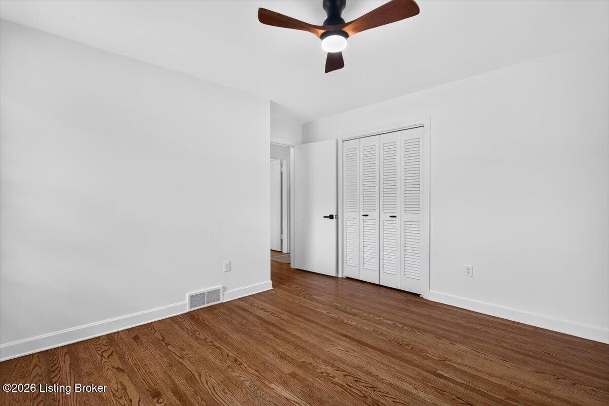 2701 Lamont Rd Property Photo 29