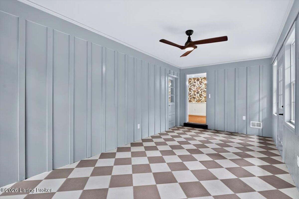 2701 Lamont Rd Property Photo 38