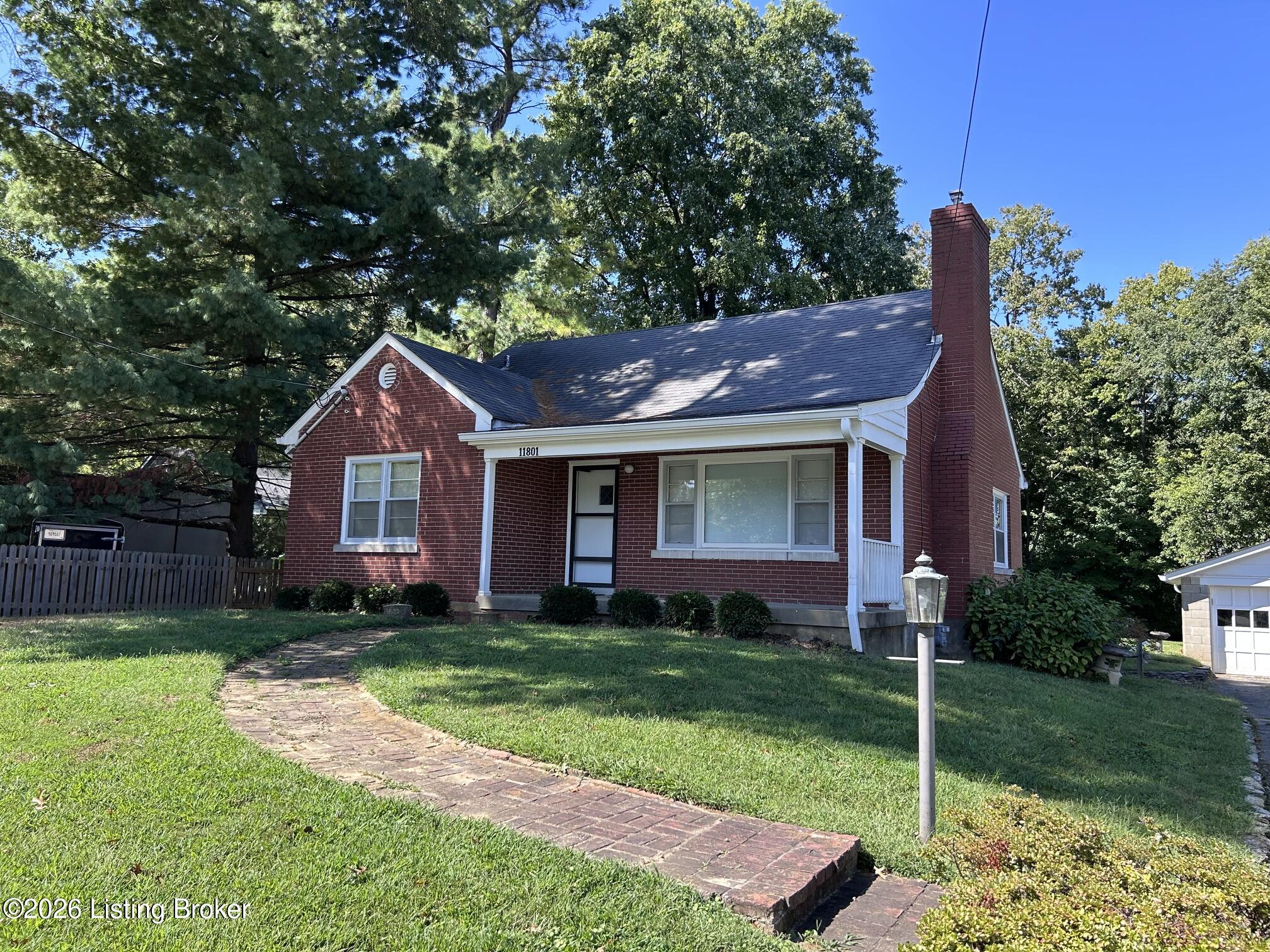 11801 Wetherby Ave Property Photo 1