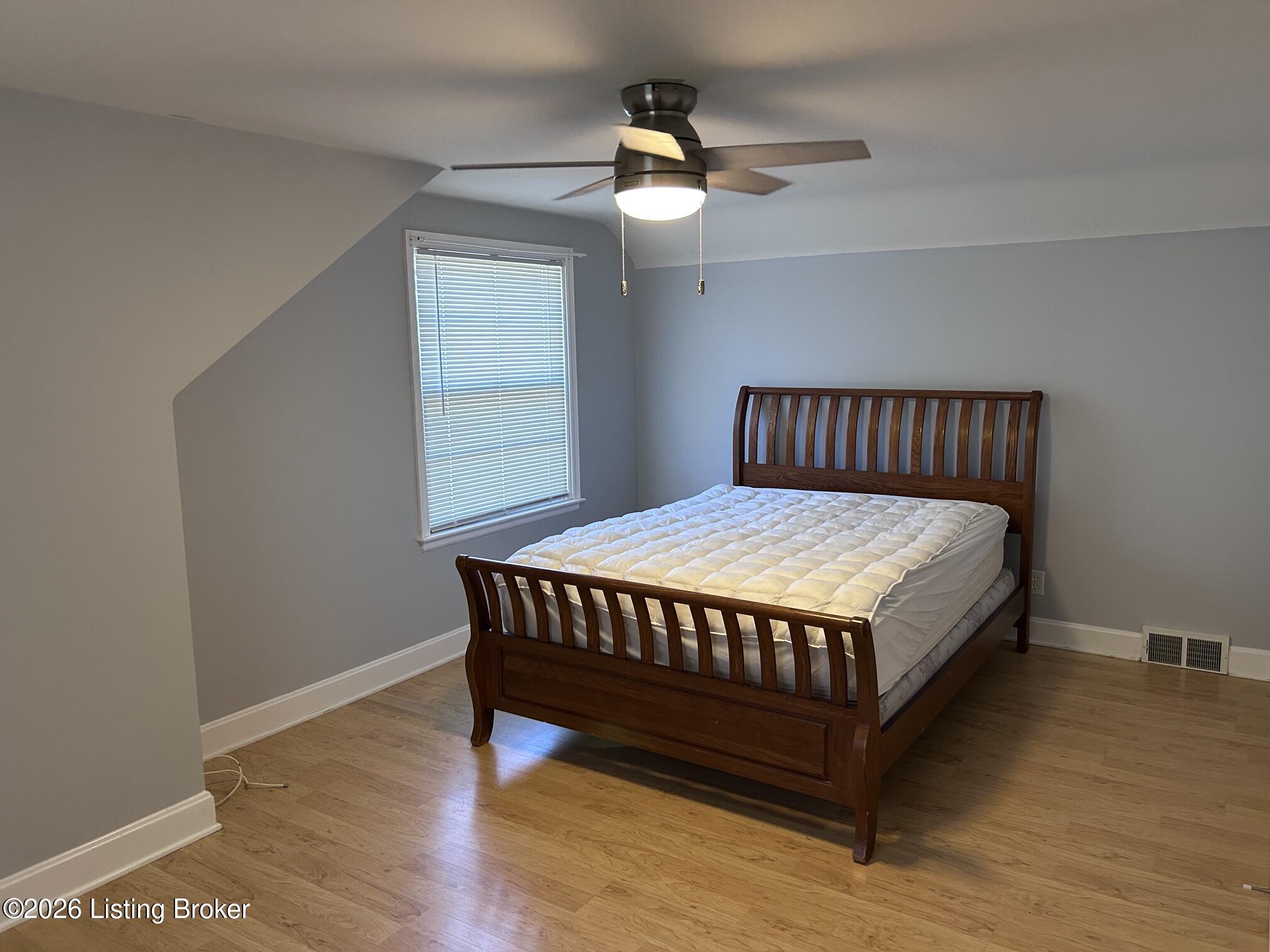 11801 Wetherby Ave Property Photo 13