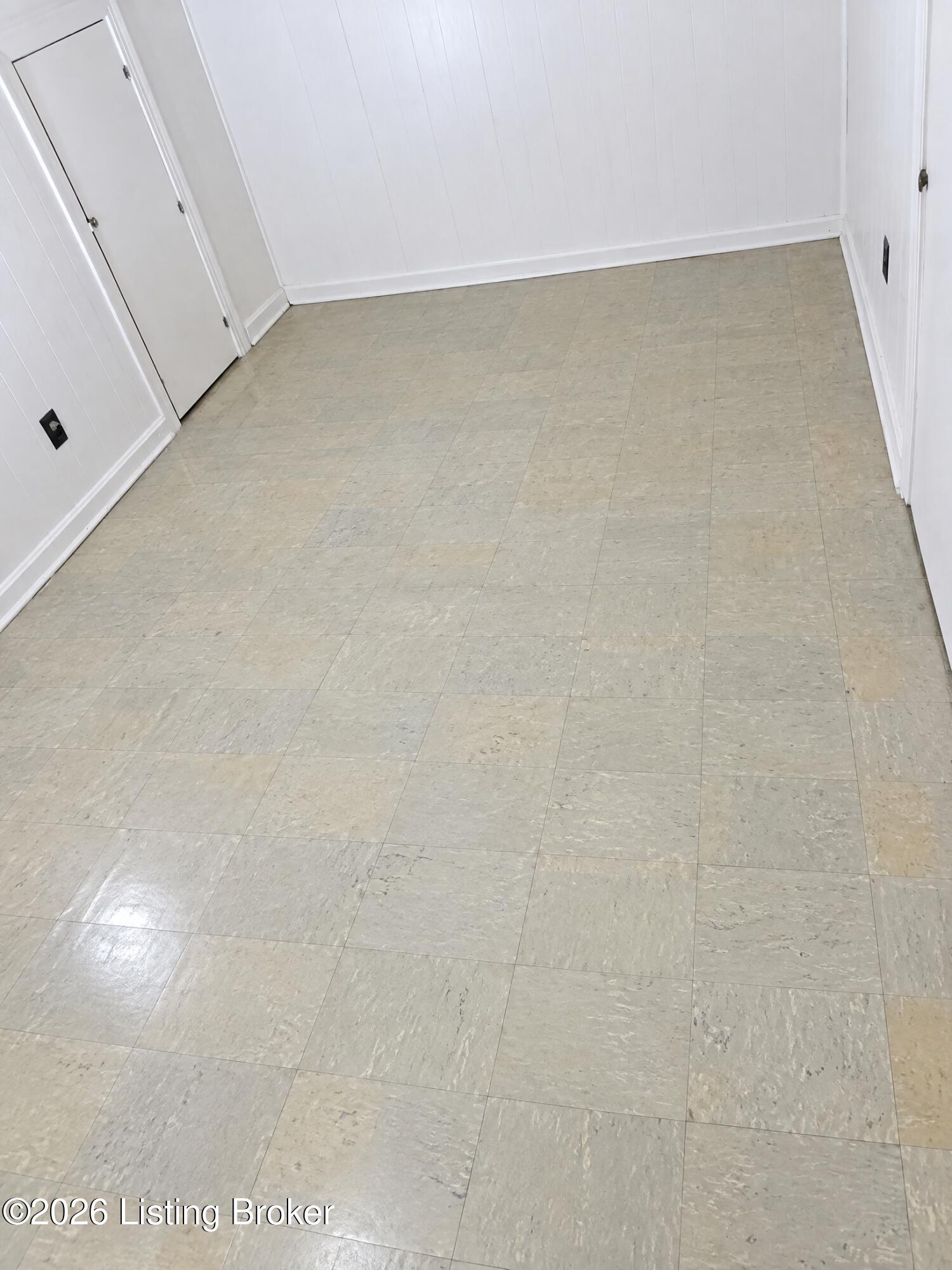 4816 Redwing Way Property Photo 4
