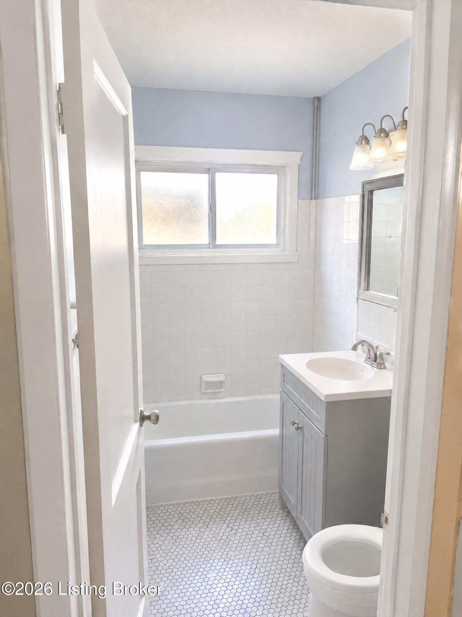 4816 Redwing Way Property Photo 5