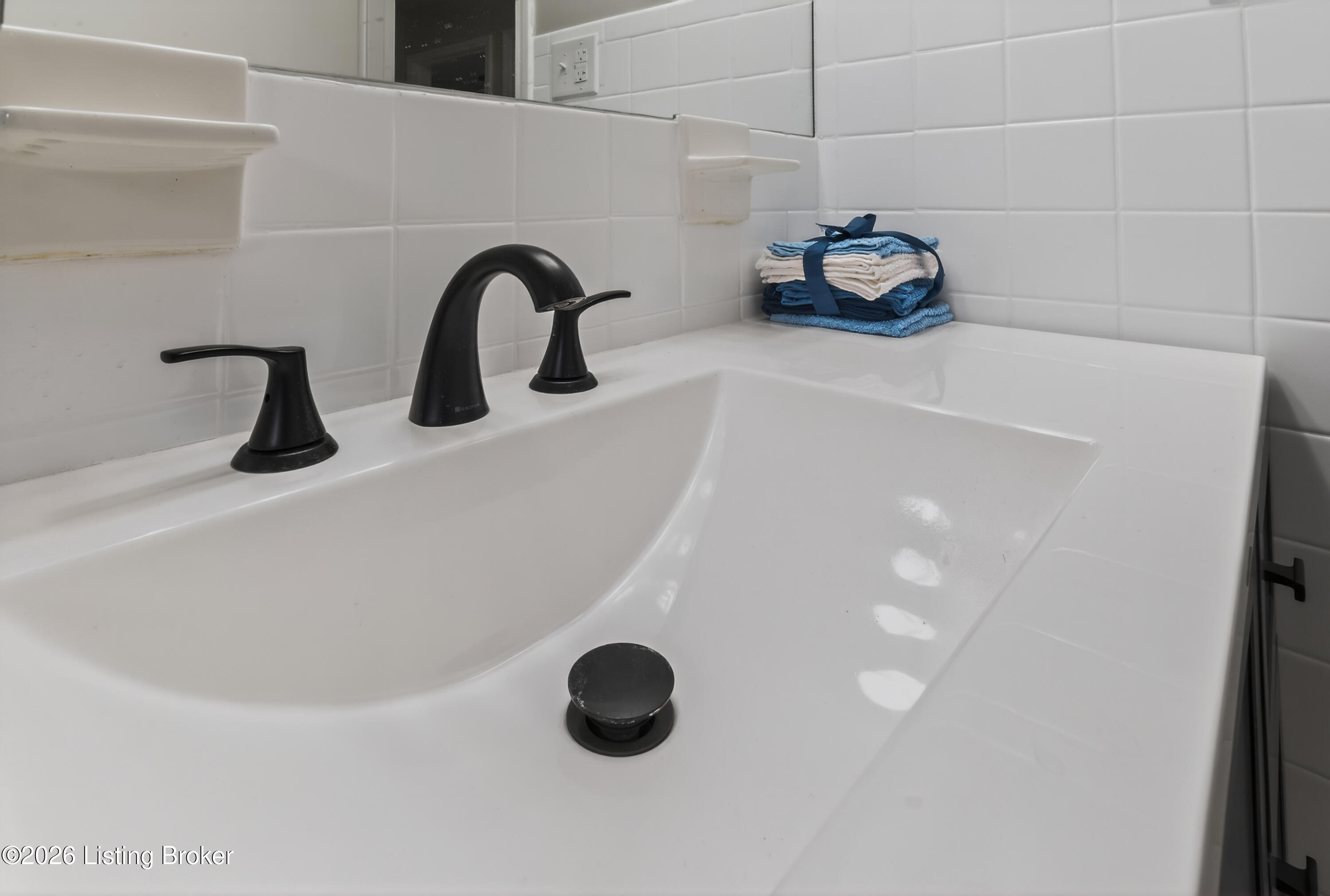 11214 Deering Rd Property Photo 20