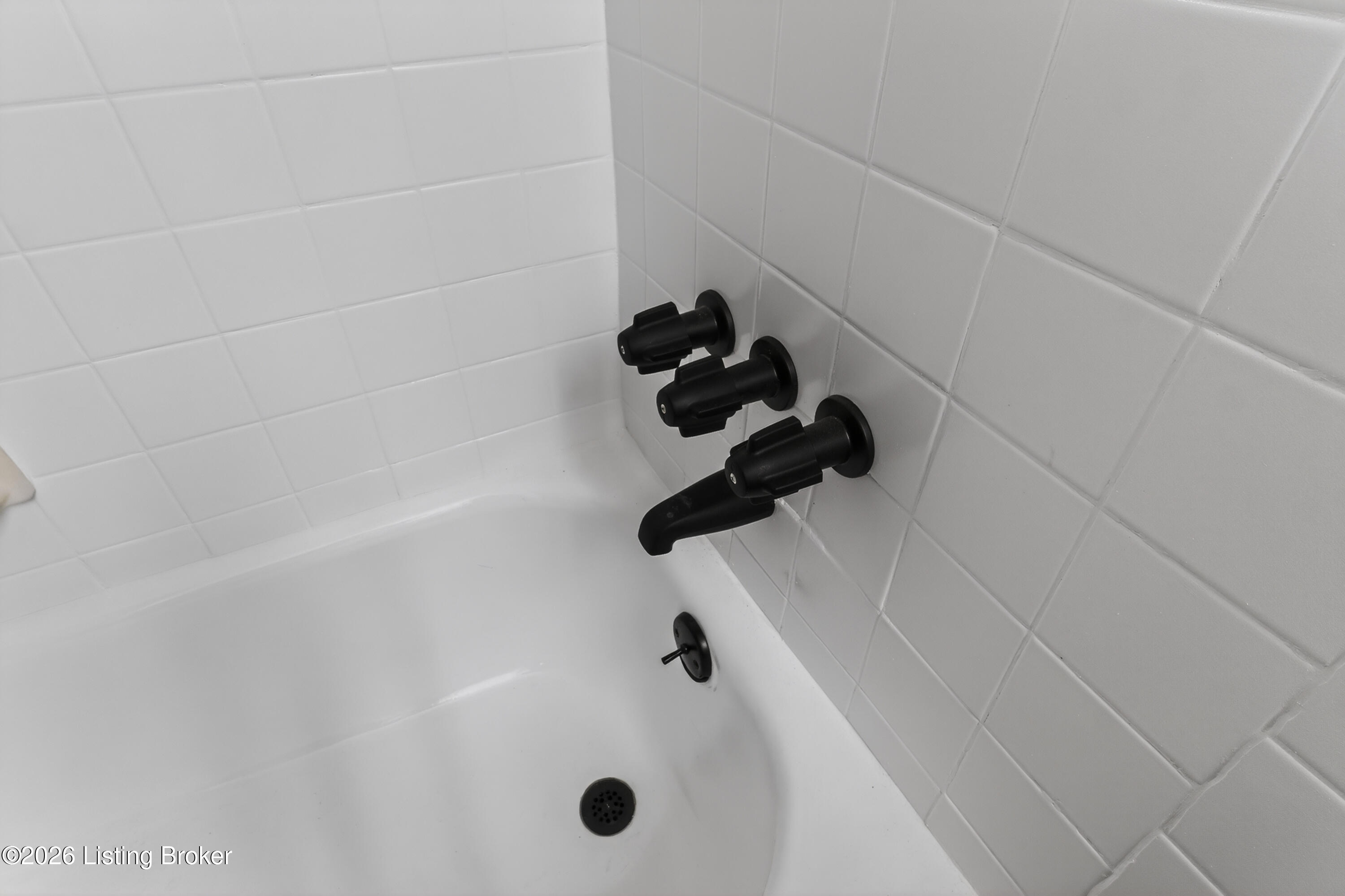 11214 Deering Rd Property Photo 21