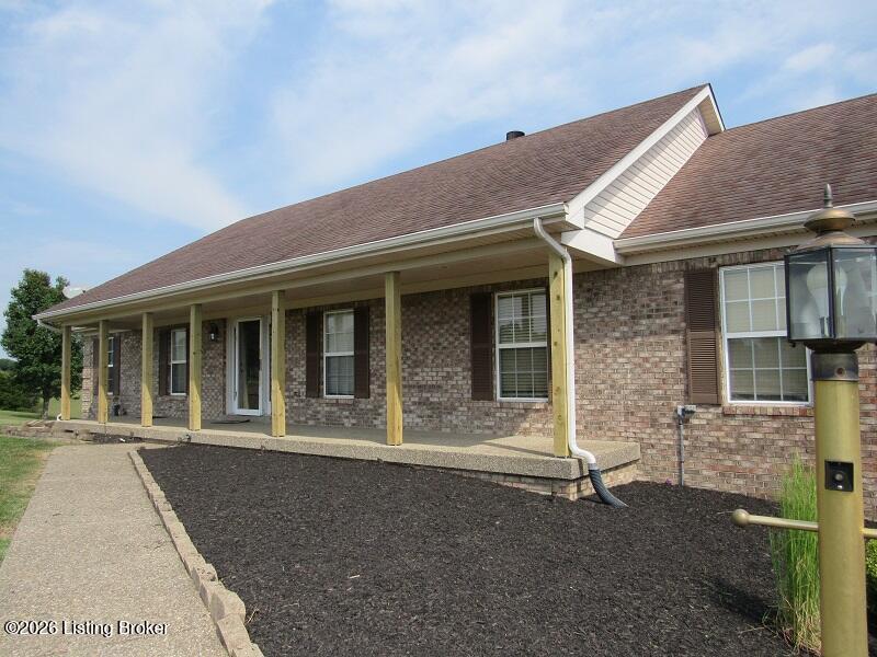 1000 Lakeside Dr Property Photo 1