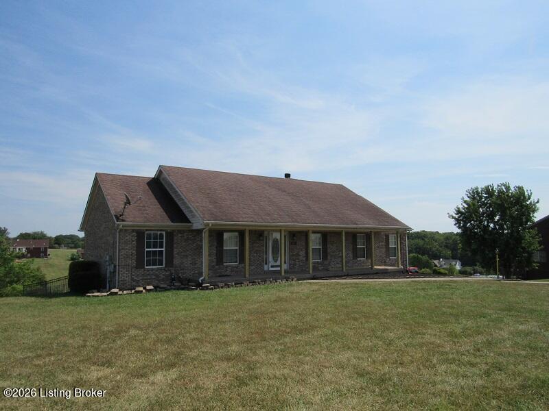 1000 Lakeside Dr Property Photo 3