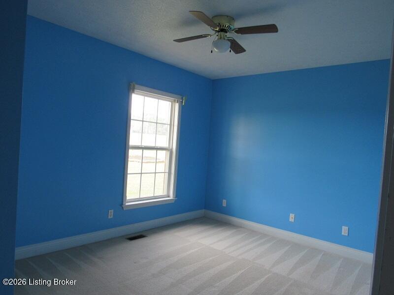 1000 Lakeside Dr Property Photo 15