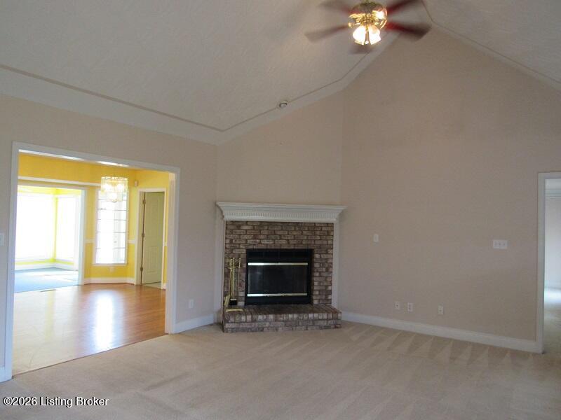 1000 Lakeside Dr Property Photo 23