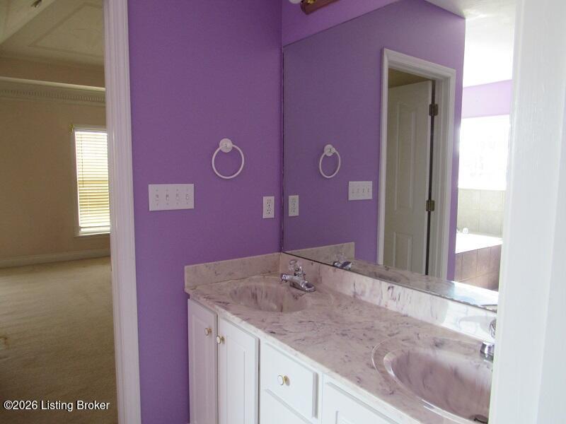 1000 Lakeside Dr Property Photo 27