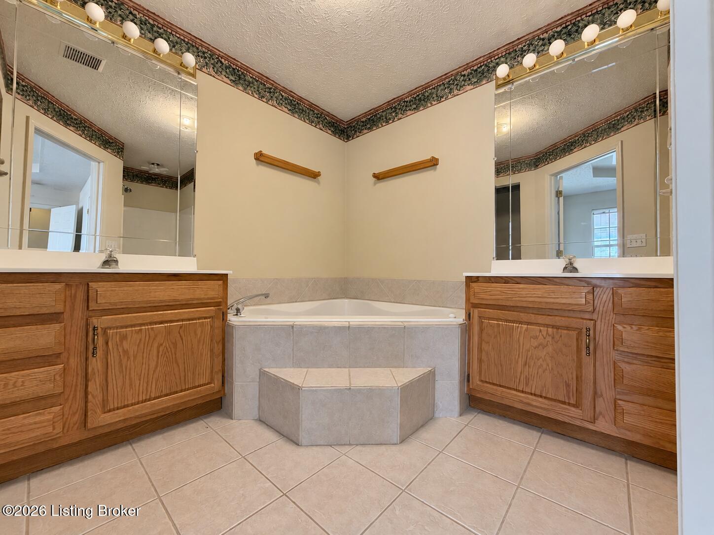 116 Branch Ct Property Photo 11