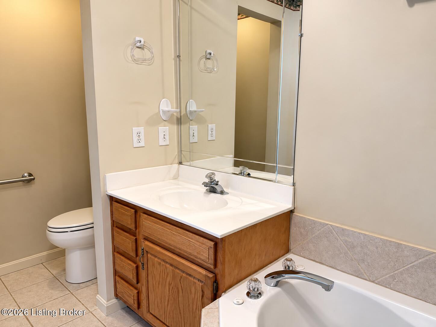 116 Branch Ct Property Photo 12