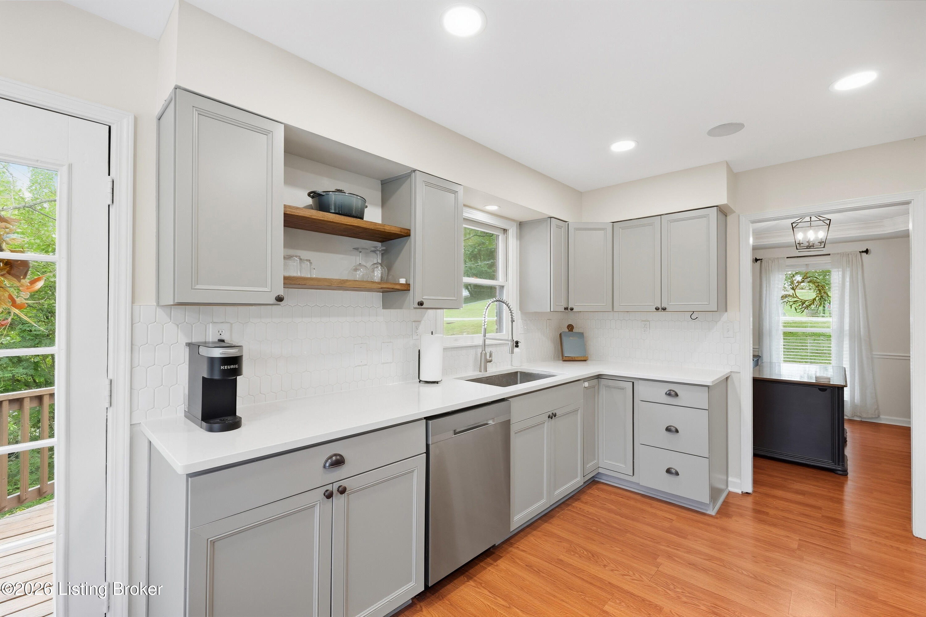 1029 Rollingwood Ln Property Photo 8