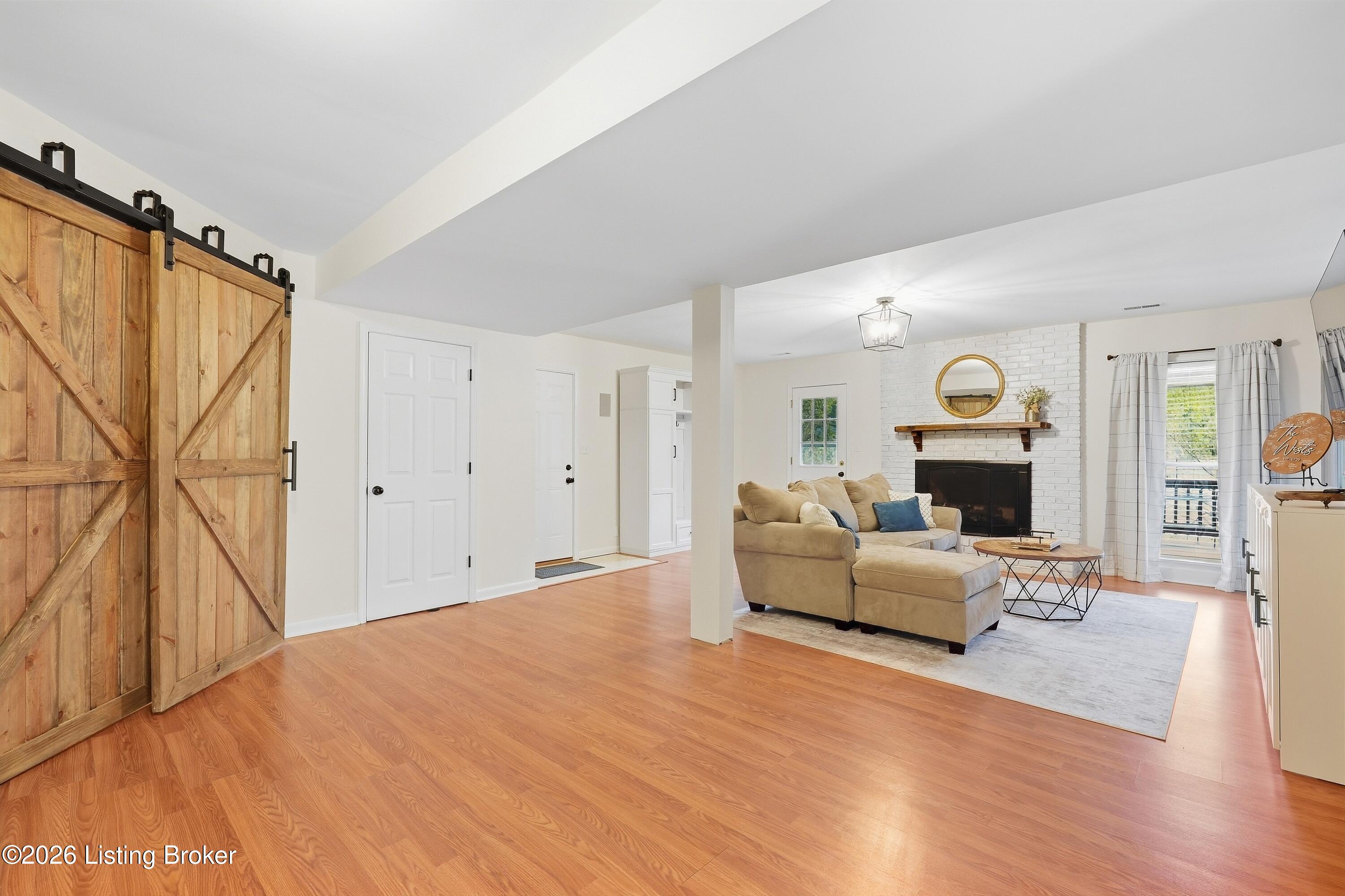 1029 Rollingwood Ln Property Photo 32