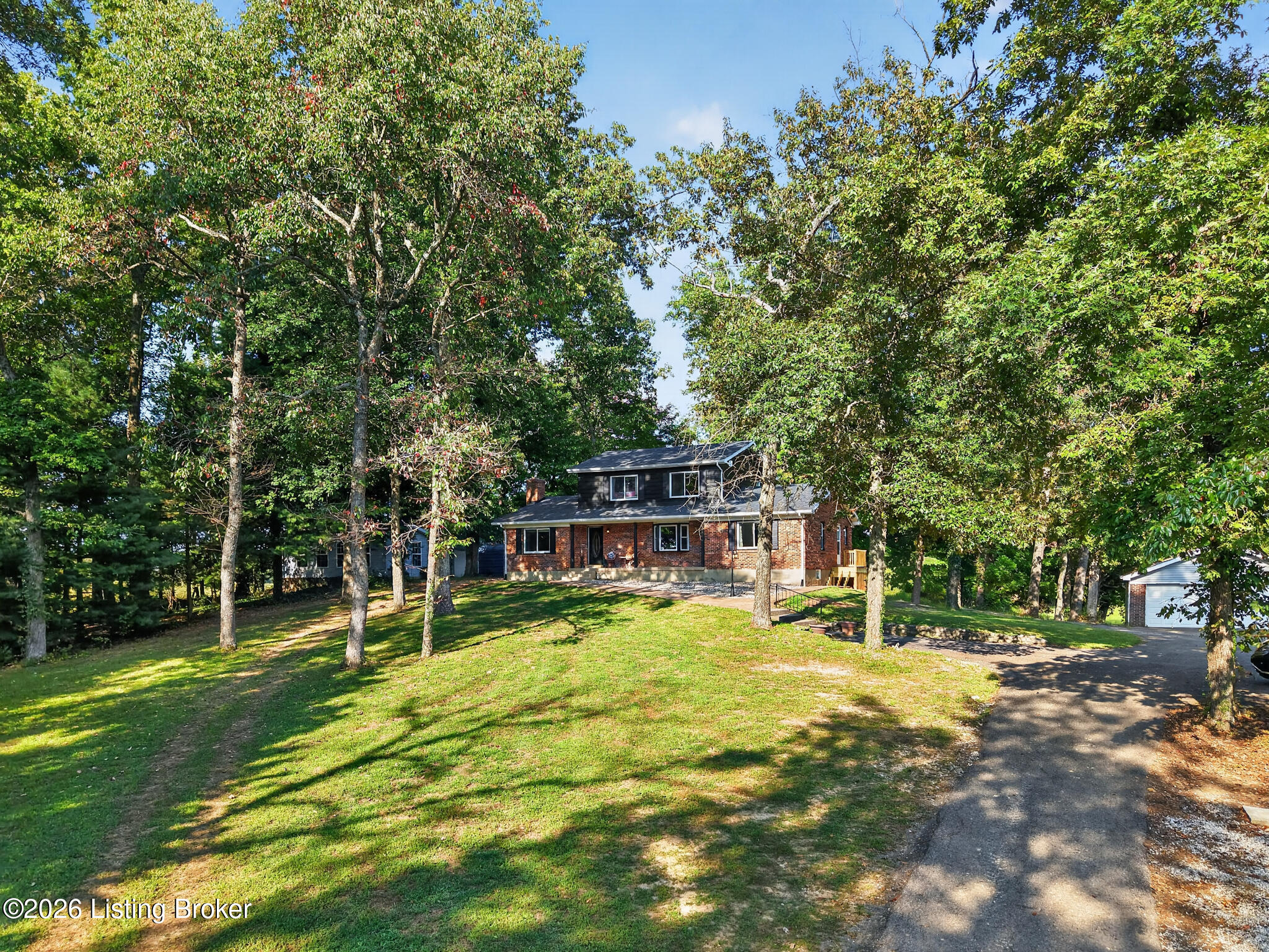1170 Hansborough Rd Property Photo 6
