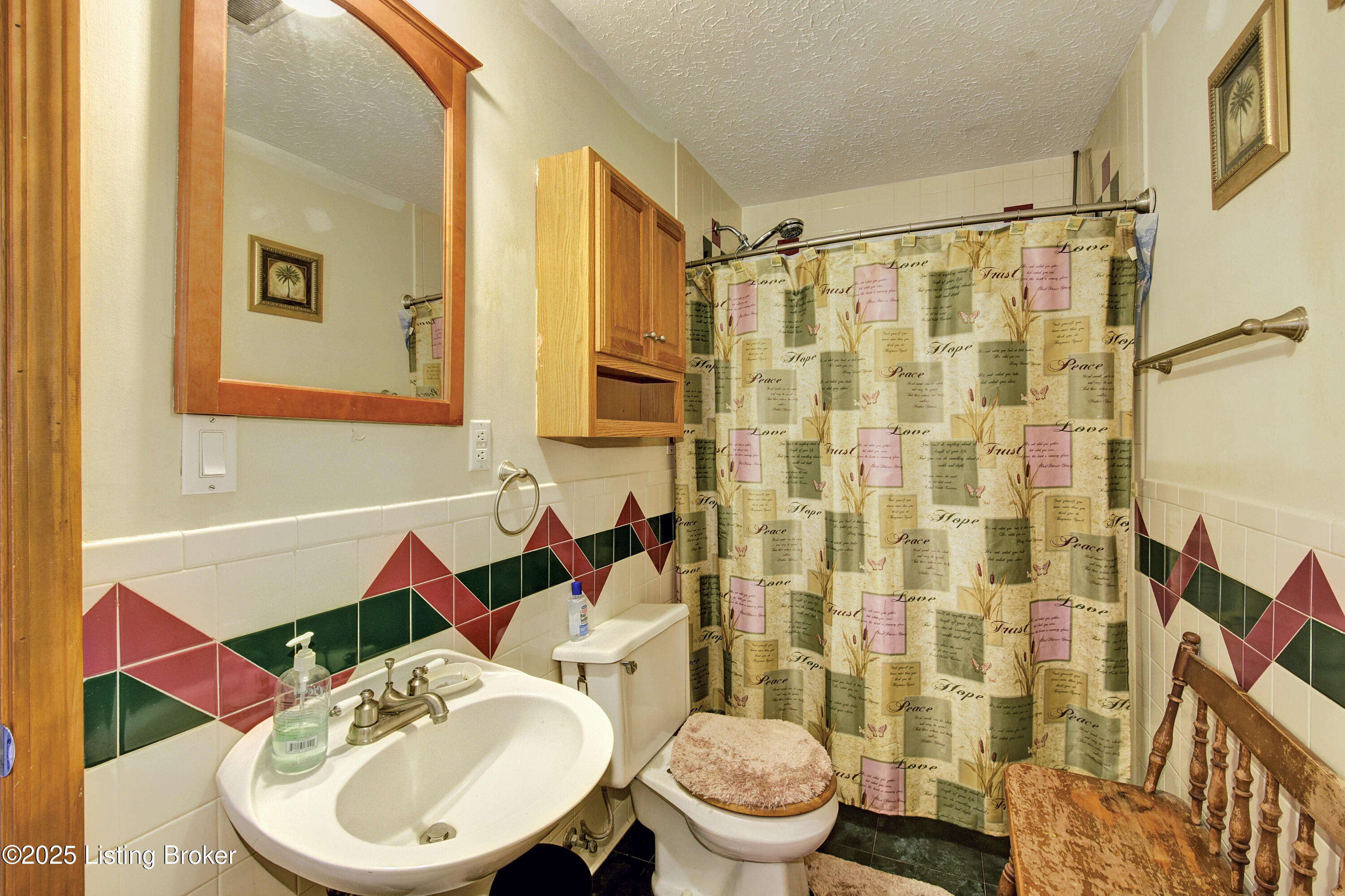 930 Fort Ave Property Photo 10