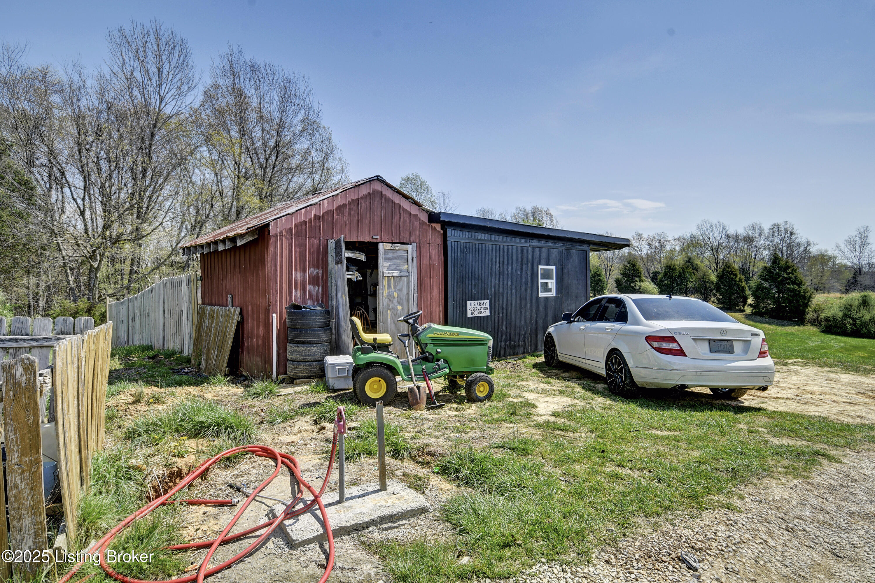 930 Fort Ave Property Photo 18