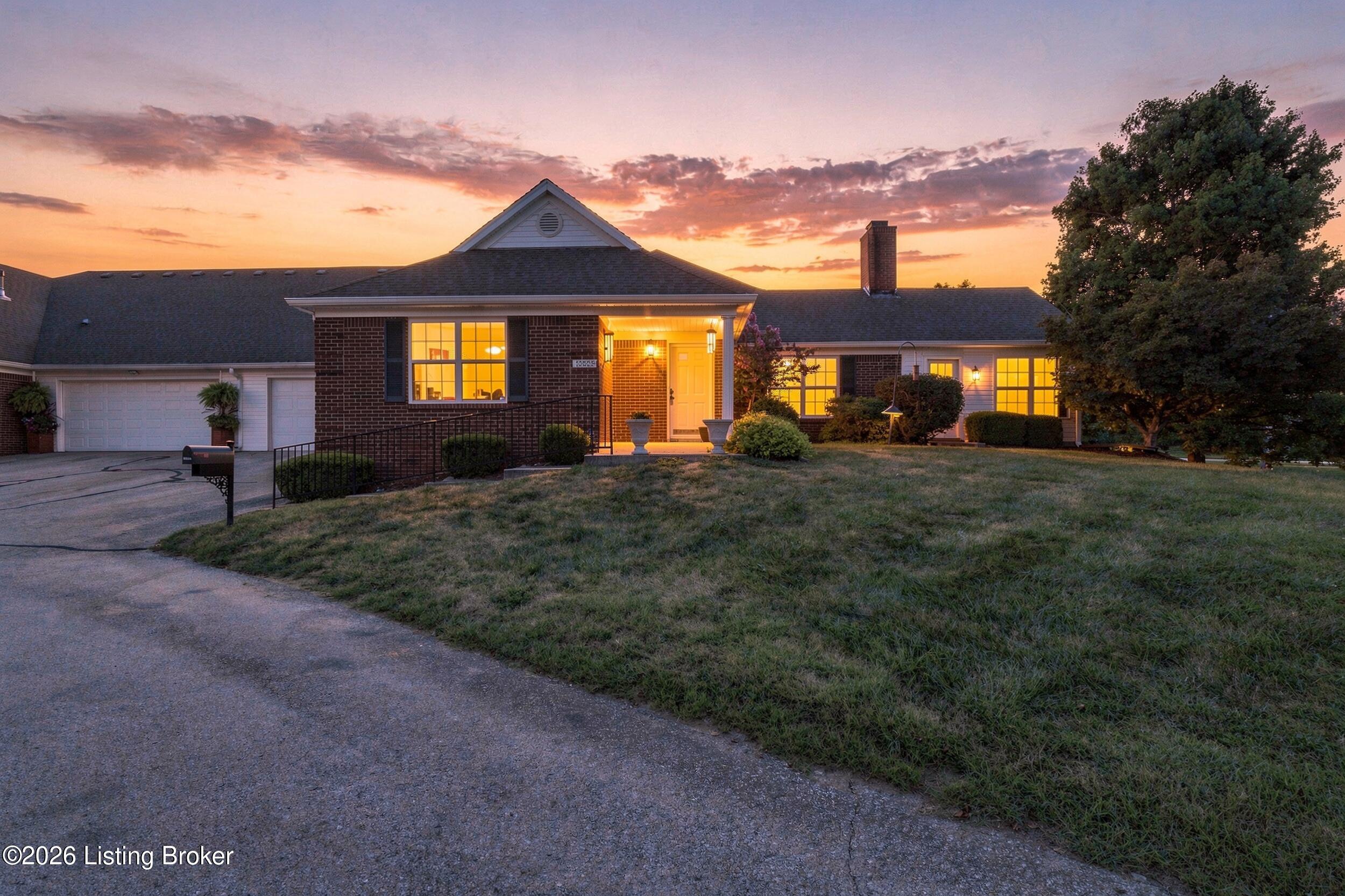 10603 Parkhurst Ct Property Photo 2