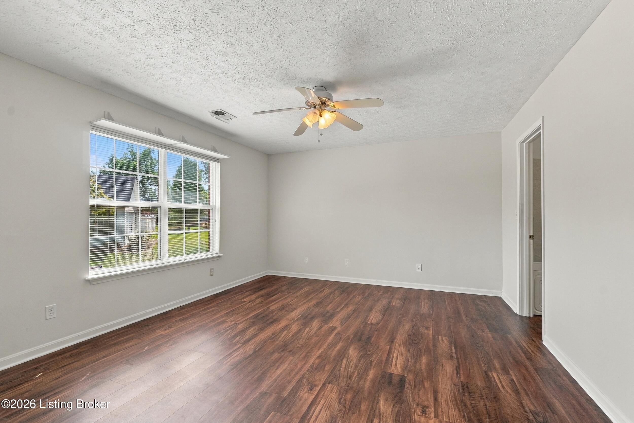 10603 Parkhurst Ct Property Photo 4