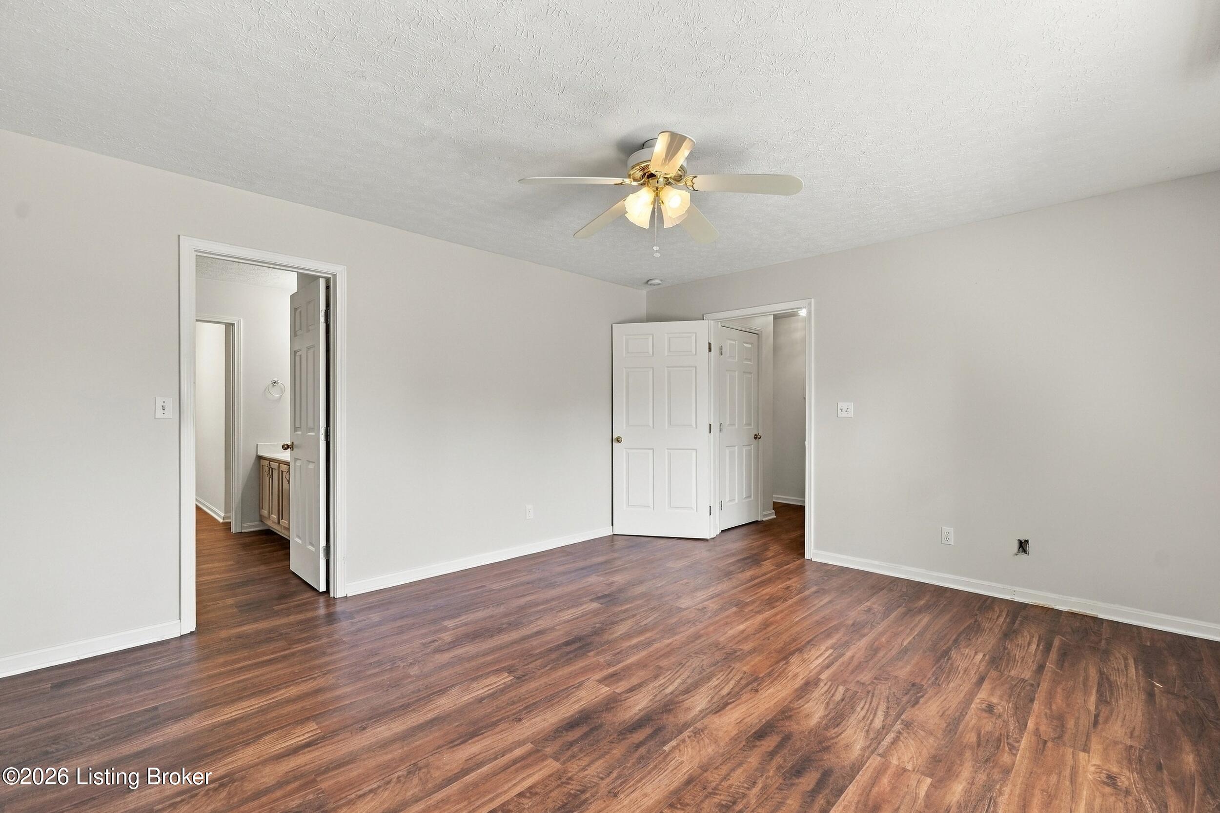 10603 Parkhurst Ct Property Photo 6